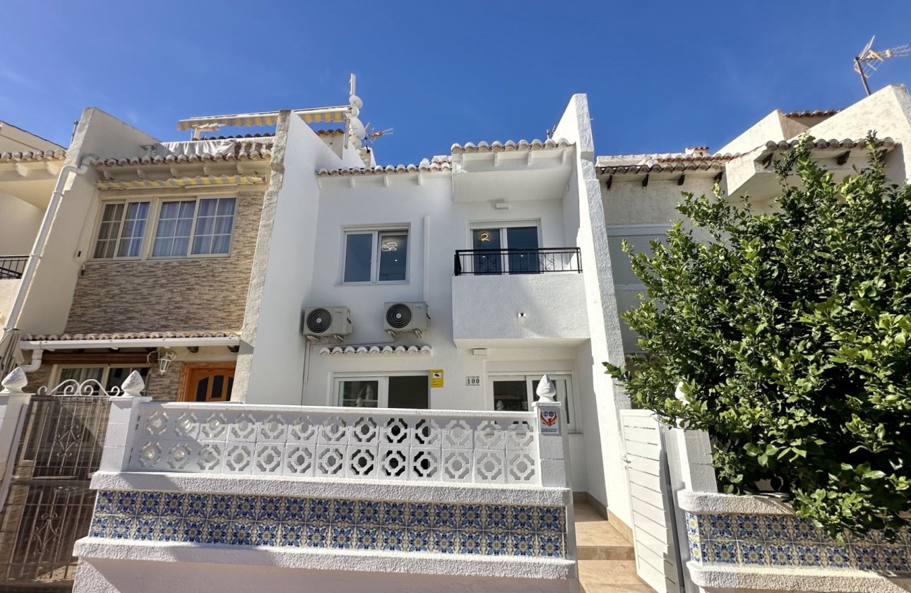 Resale - Townhouse - Torrevieja - Los Balcones