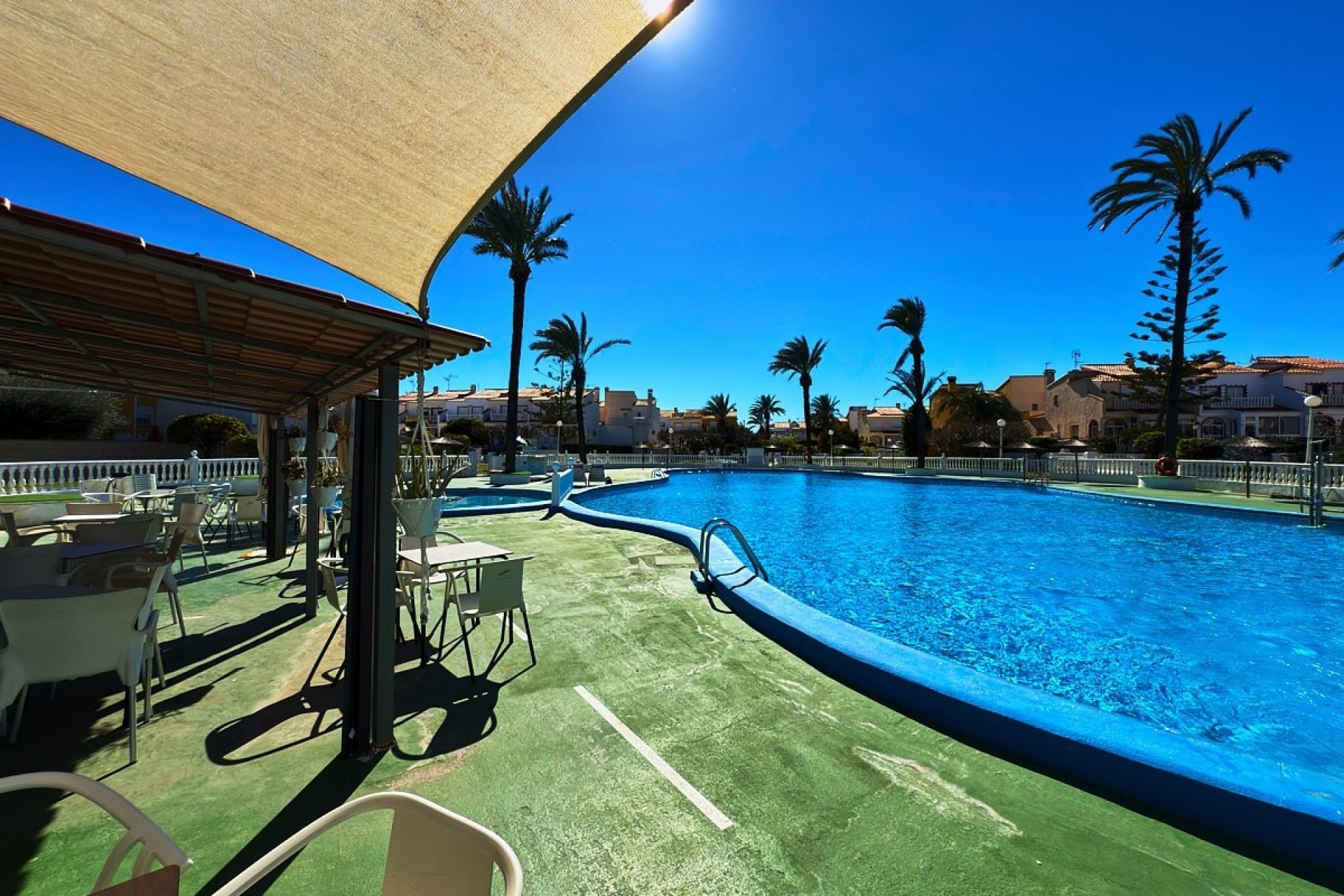 Resale - Townhouse - Torrevieja - Urb. Torrealmendros
