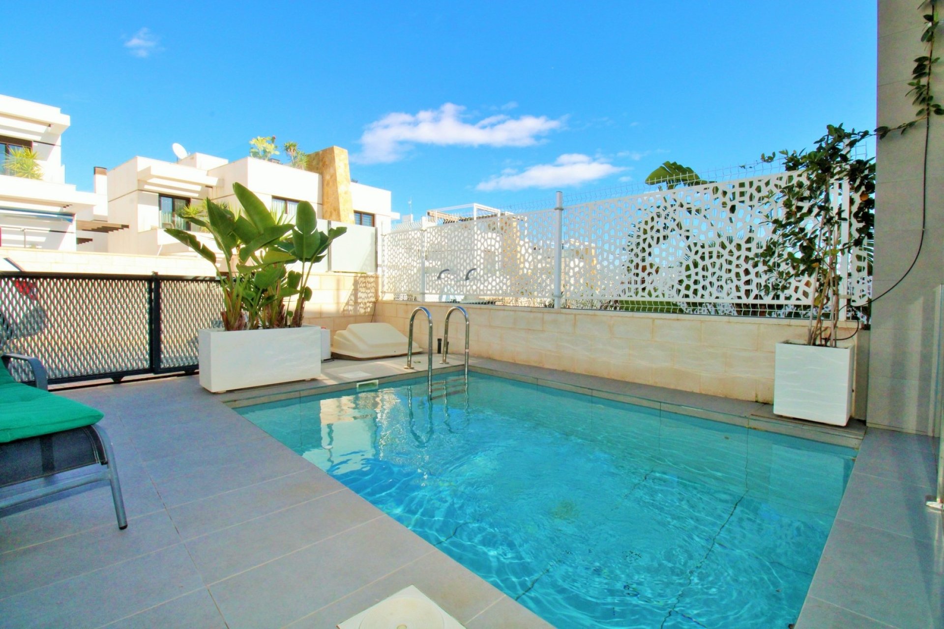 Resale - Townhouse - Villamartín