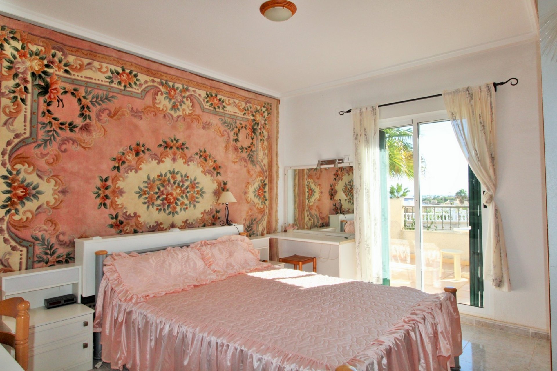 Resale - Townhouse - Villamartín