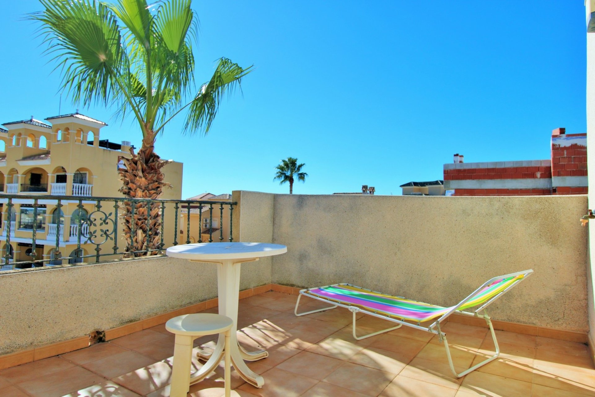 Resale - Townhouse - Villamartín
