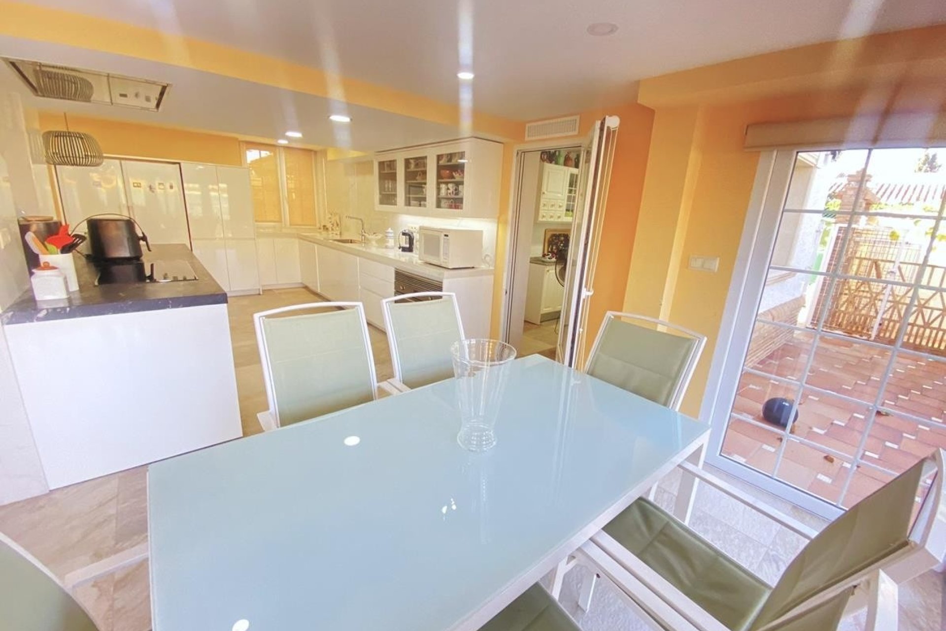 Resale - Villa - Cabo Roig