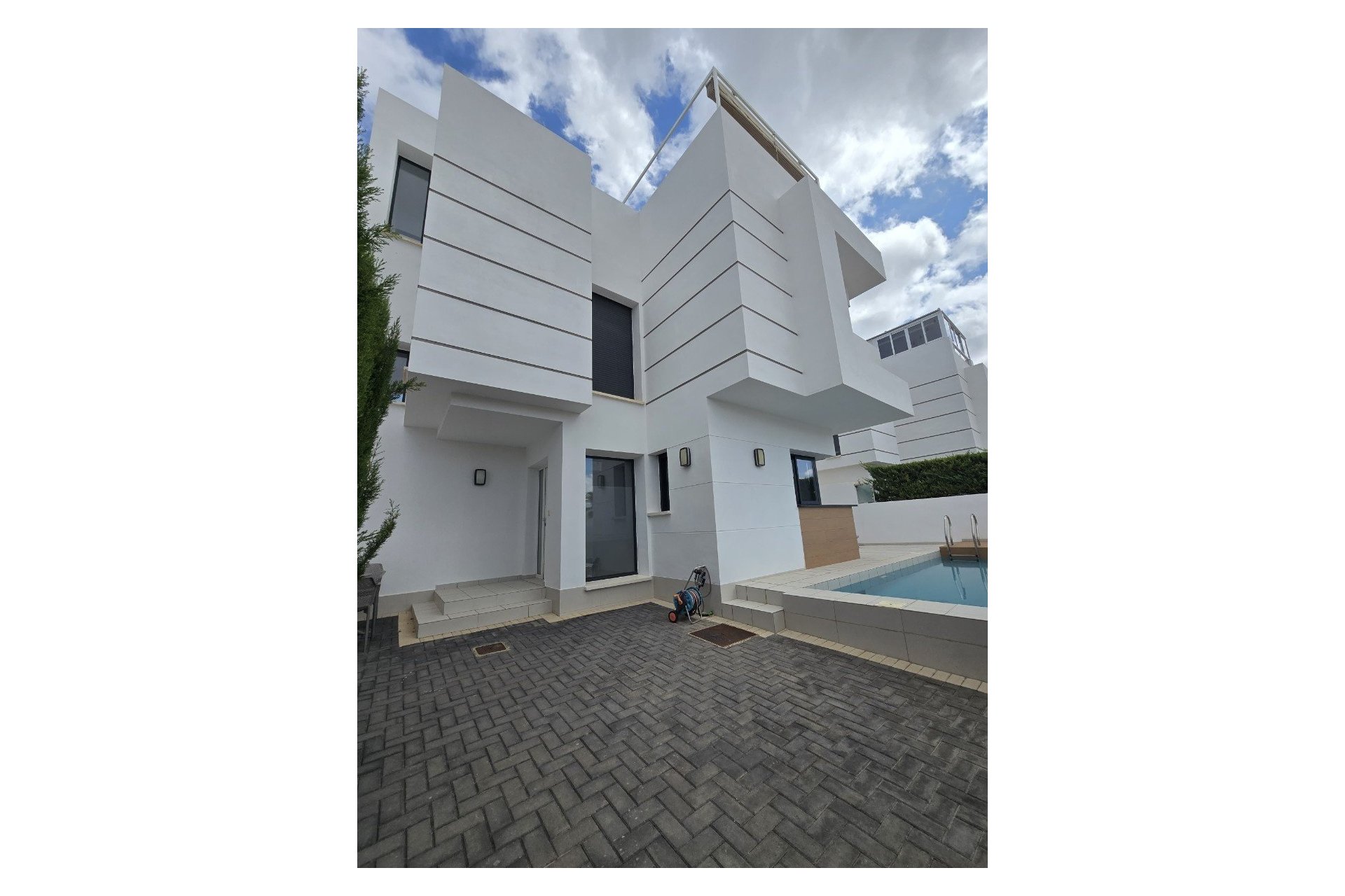 Resale - Villa - Ciudad Quesada