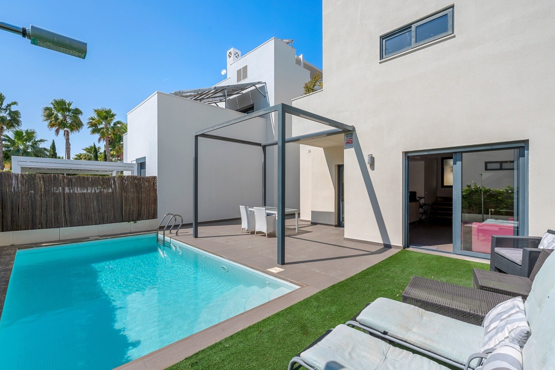 Resale - Villa - Ciudad Quesada