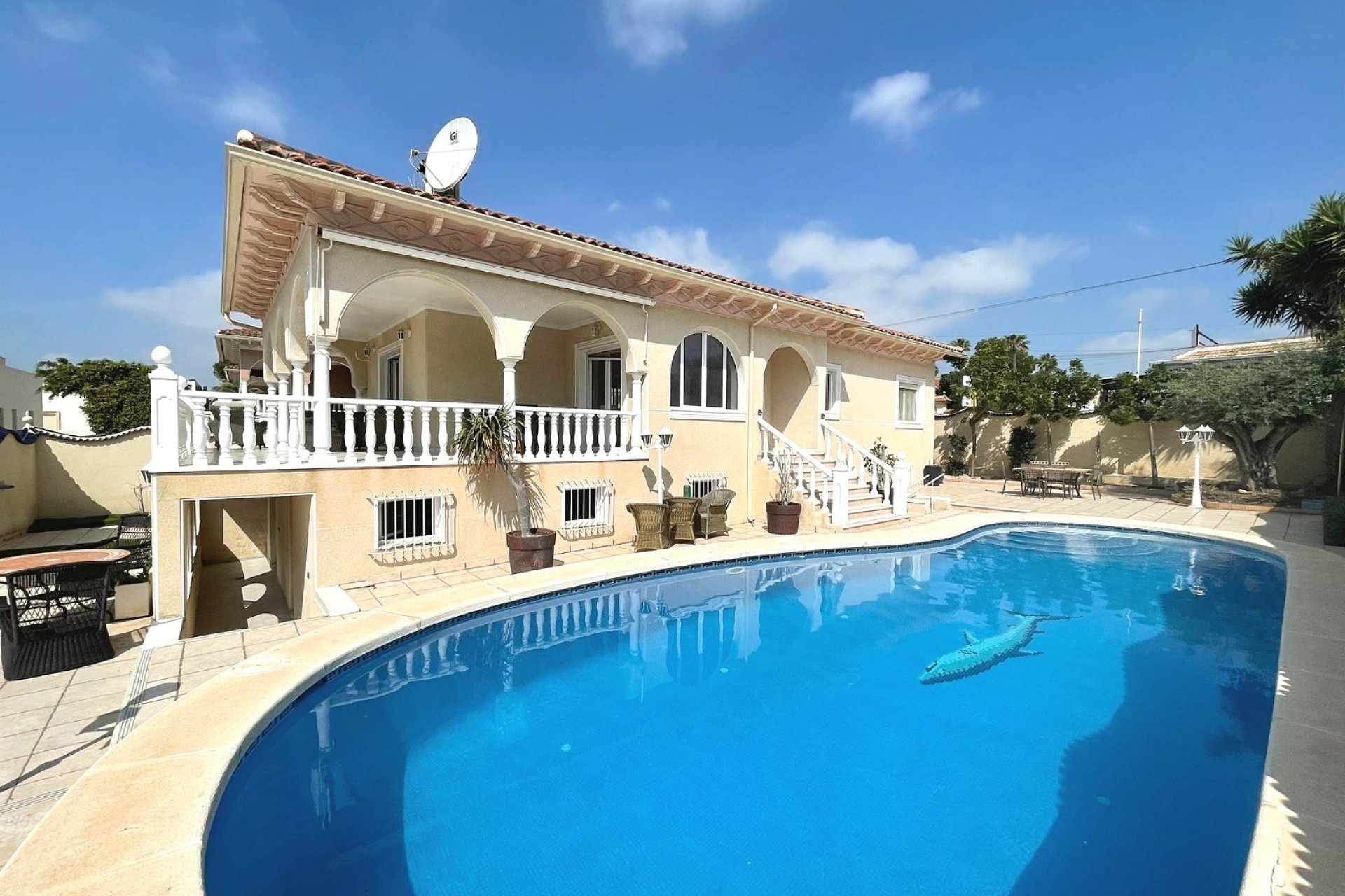 Resale - Villa - Ciudad Quesada