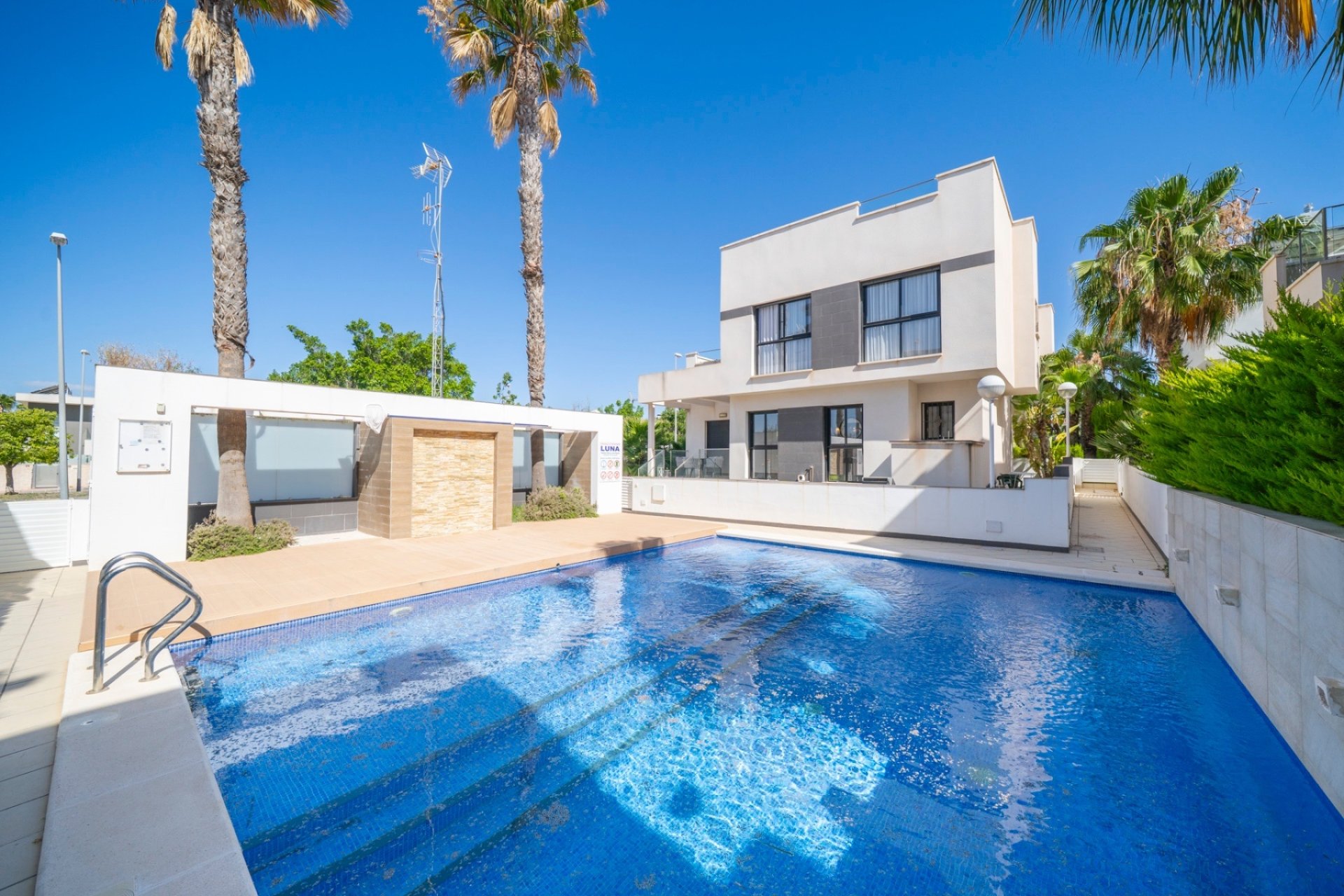 Resale - Villa - Ciudad Quesada
