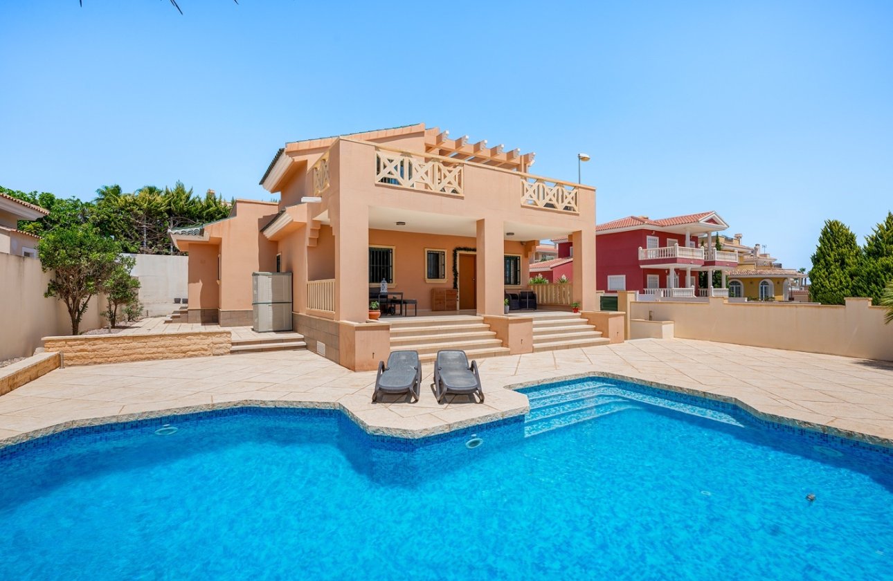 Resale - Villa - Ciudad Quesada