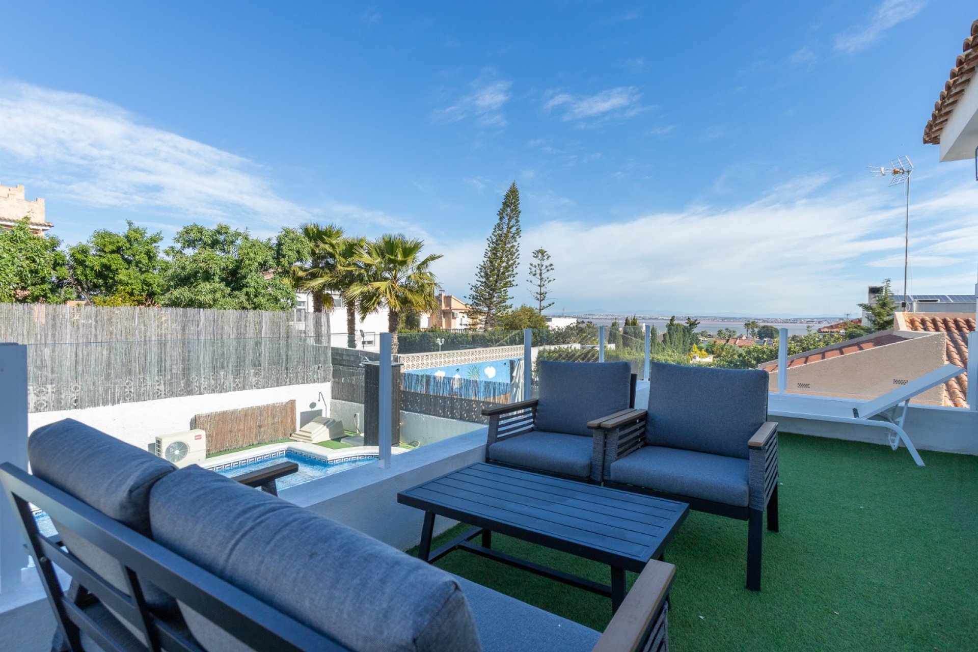 Resale - Villa - Los Balcones