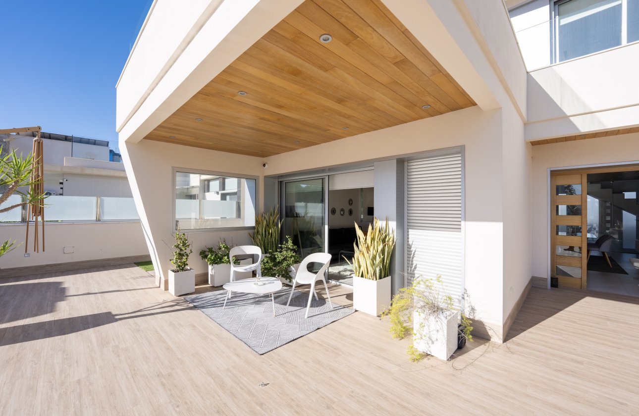 Resale - Villa - Orihuela Costa - Cabo Roig