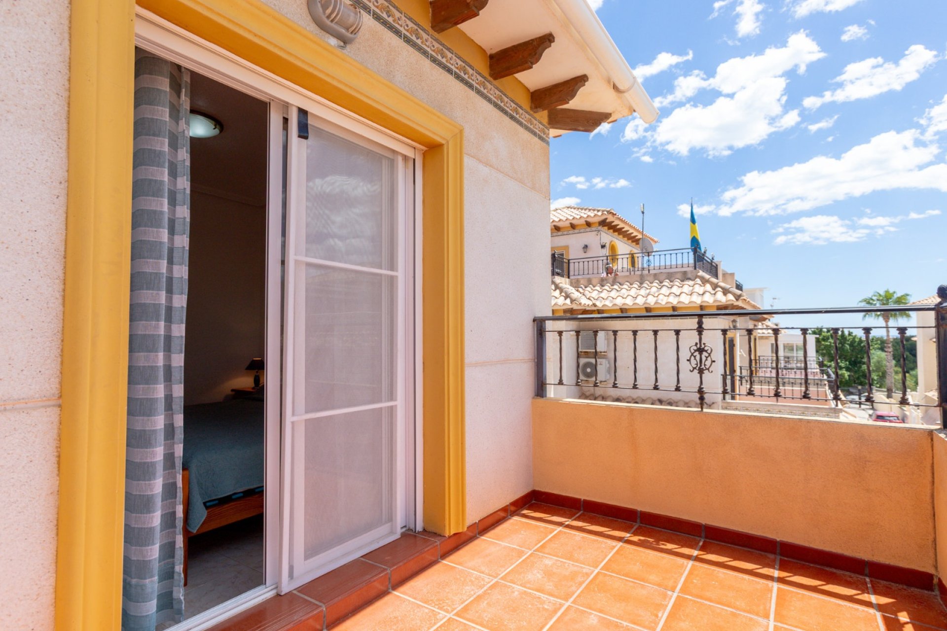 Resale - Villa - Orihuela Costa - La Zenia