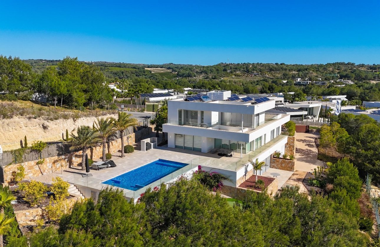 Resale - Villa - Orihuela Costa - Las Colinas Golf