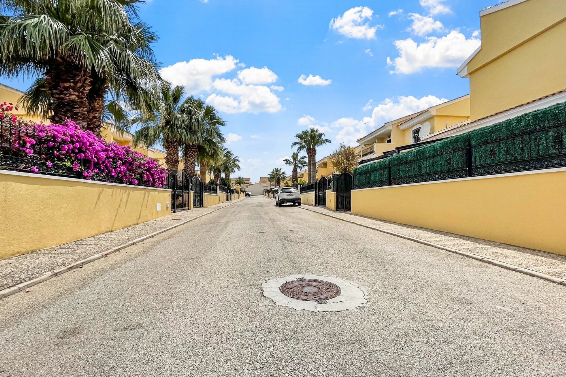 Resale - Villa - Orihuela Costa - Los Dolses
