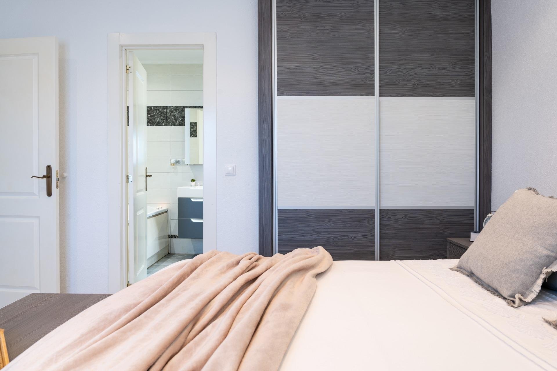 Resale - Villa - Orihuela Costa - Playa Flamenca