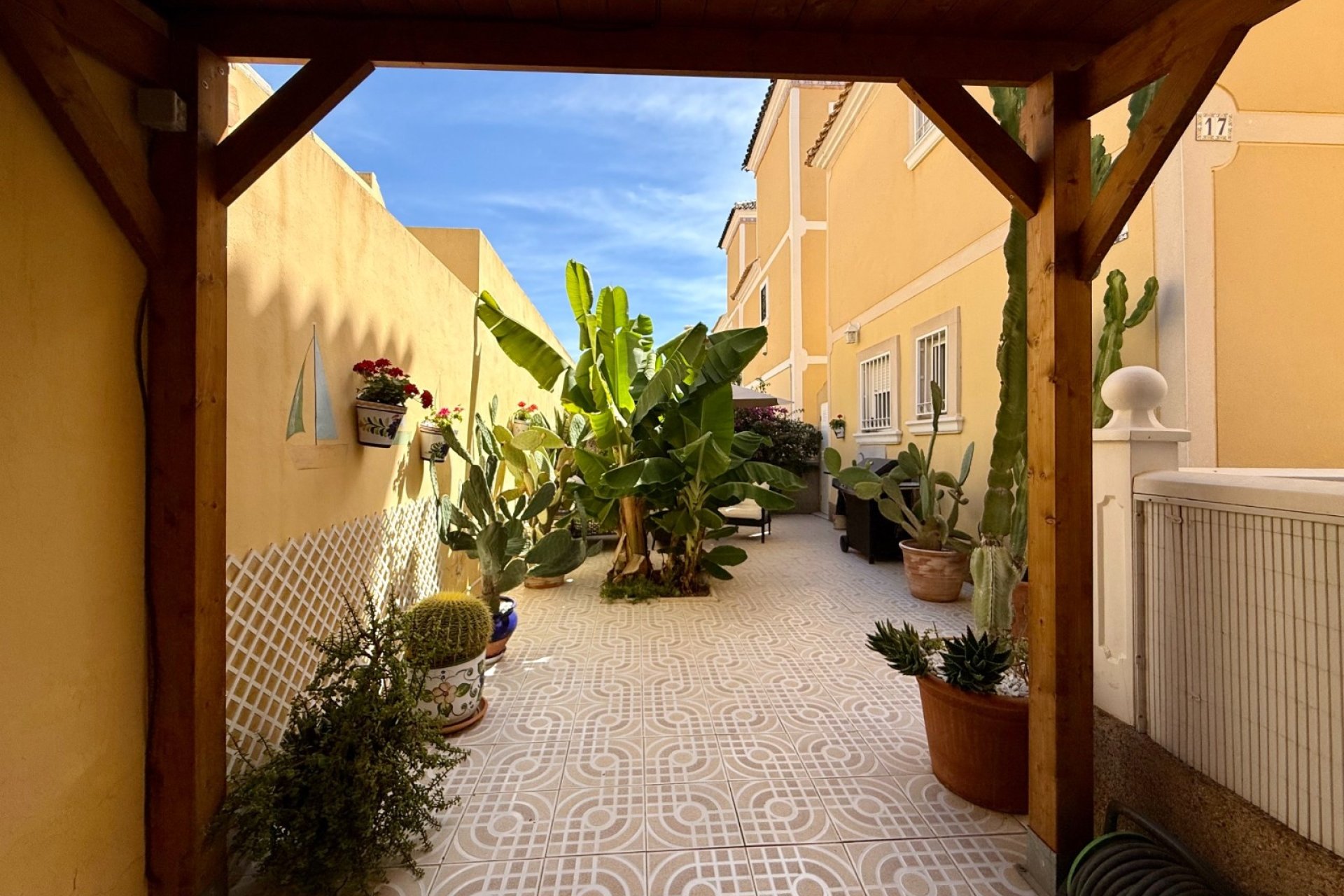 Resale - Villa - Orihuela Costa - Villamartín