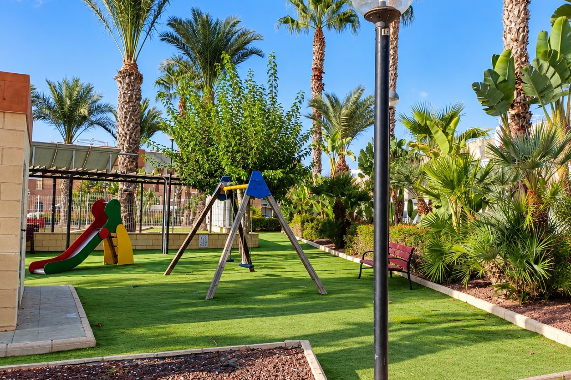 Resale - Villa - Orihuela Costa - Villamartin