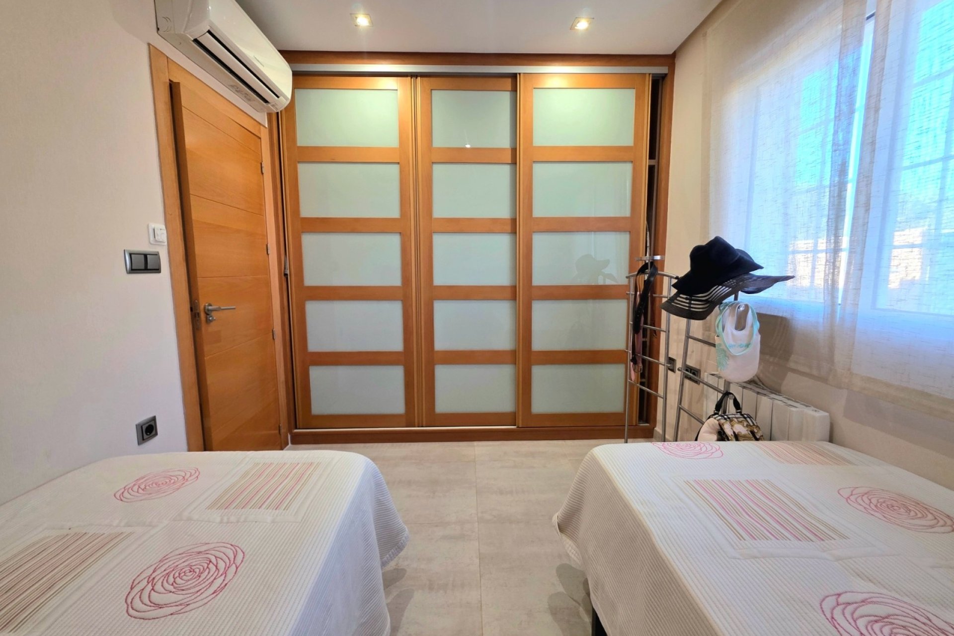 Resale - Villa - Torrevieja - Cabo Cervera