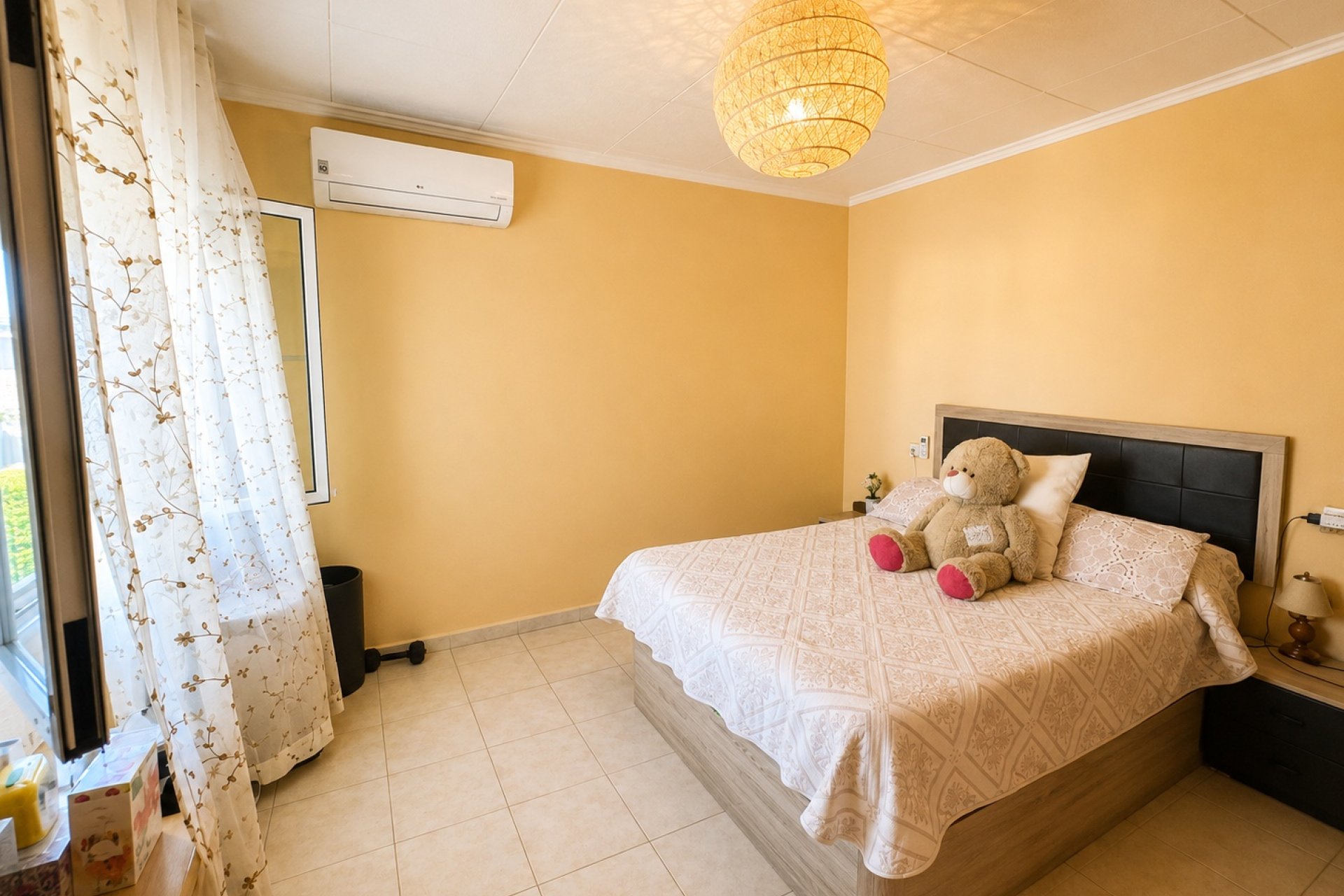 Resale - Villa - Torrevieja - La Siesta