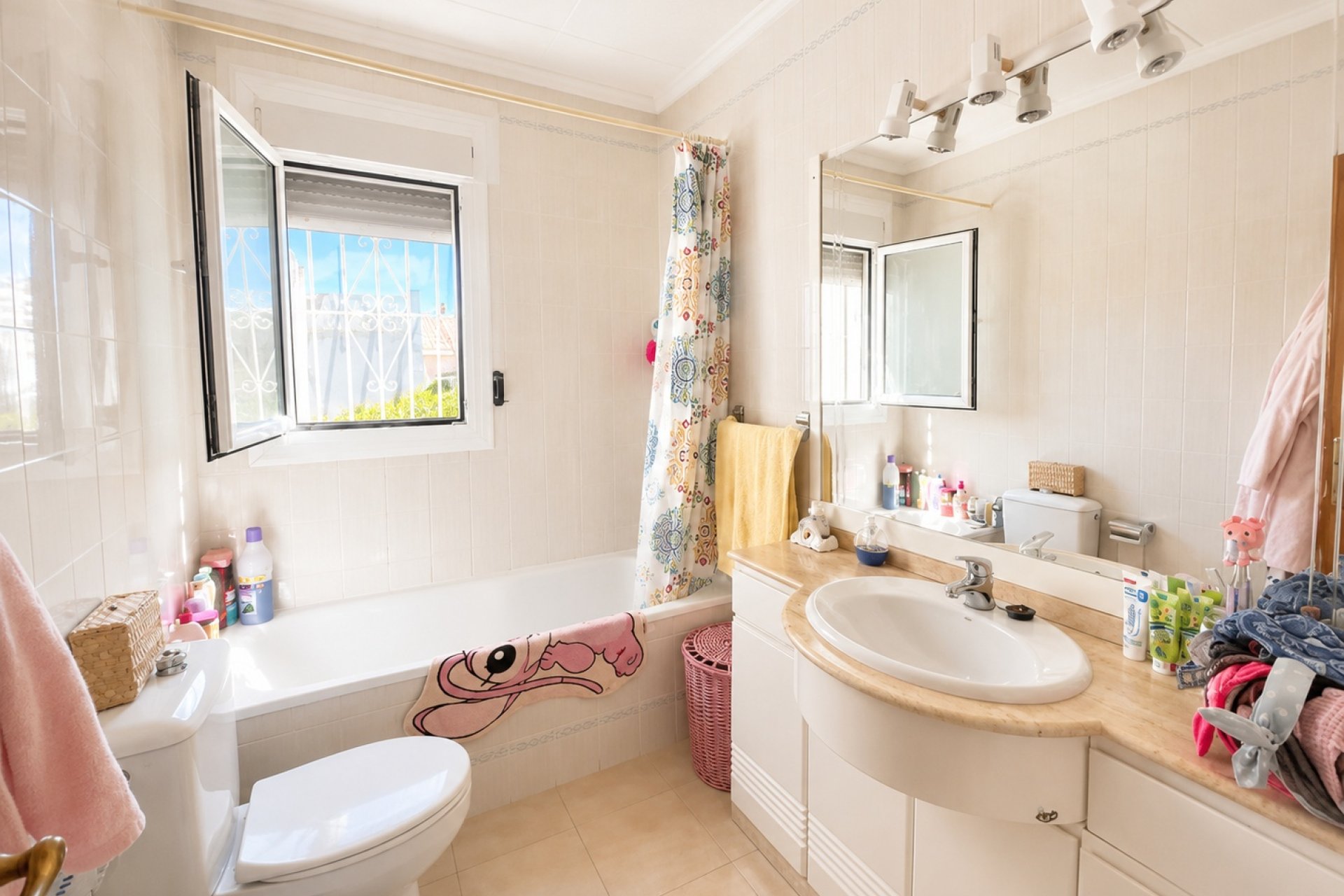 Resale - Villa - Torrevieja - La Siesta