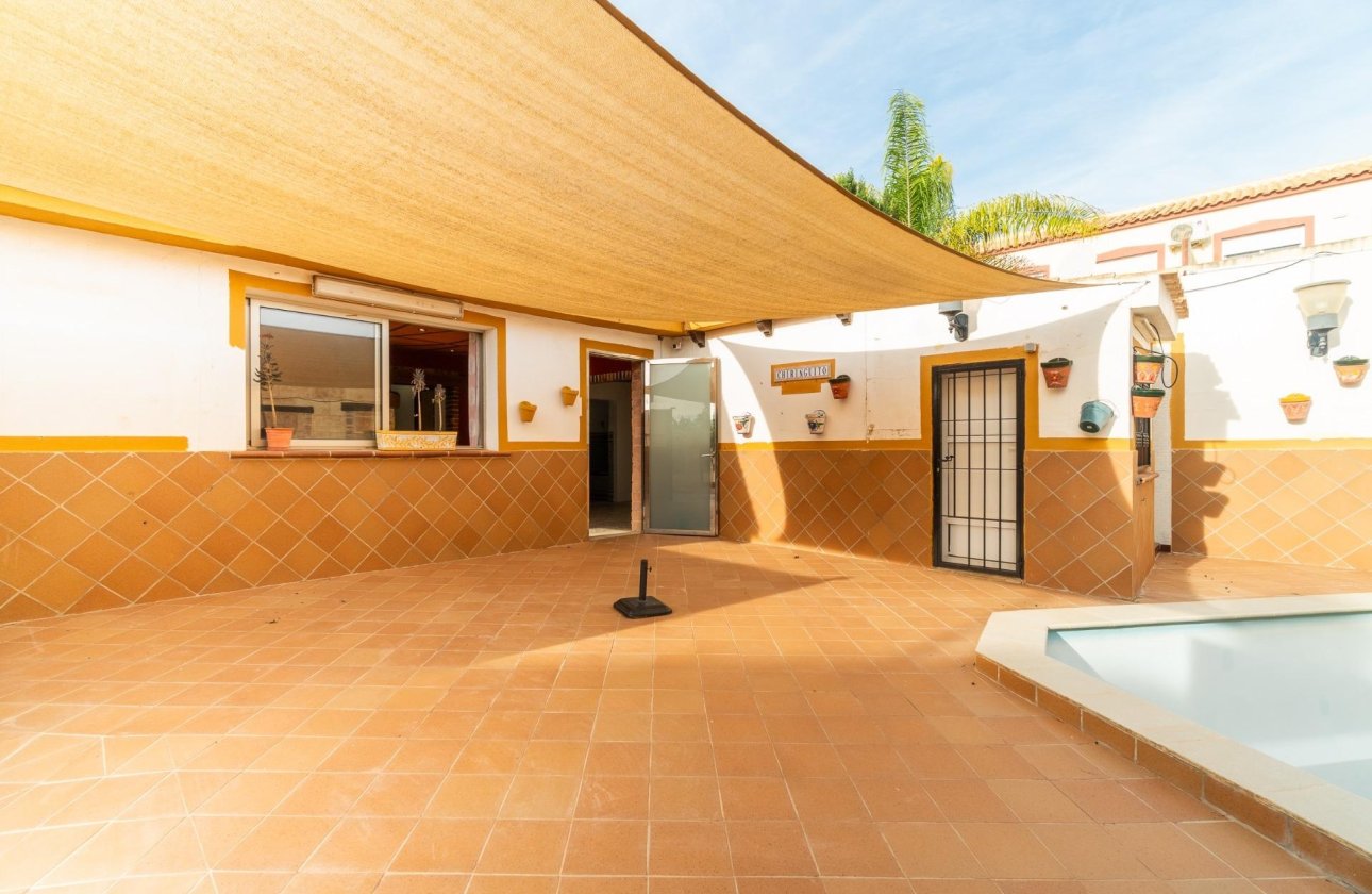 Resale - Villa - Torrevieja - Orihuela costa
