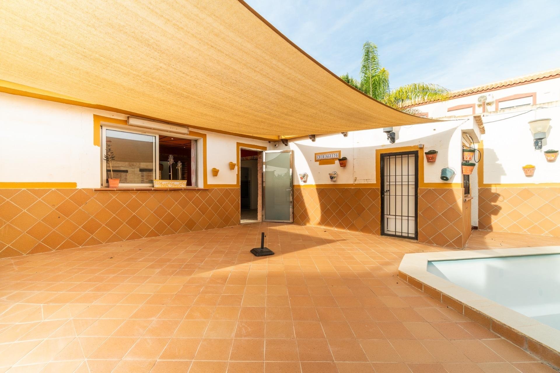 Resale - Villa - Torrevieja - Orihuela costa