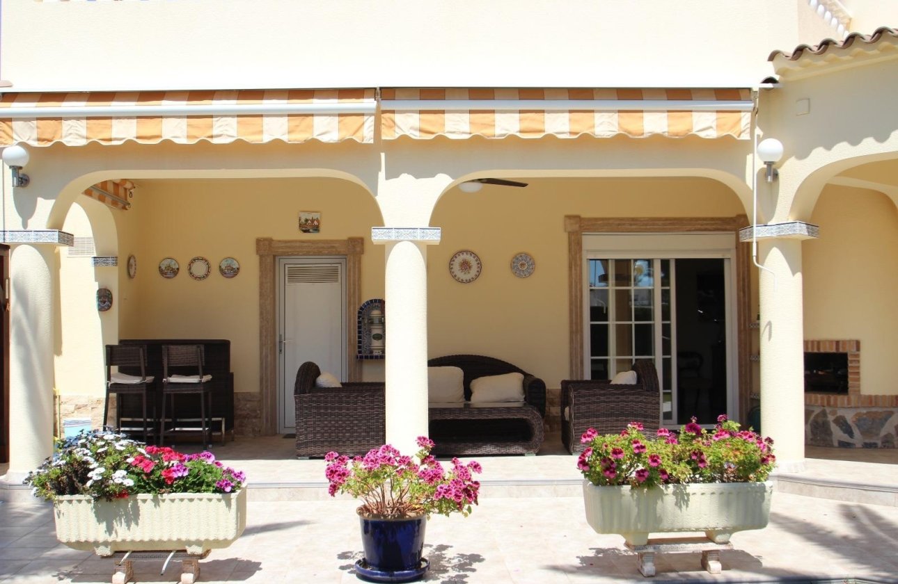 Resale - Villa - Torrevieja - Punta Prima