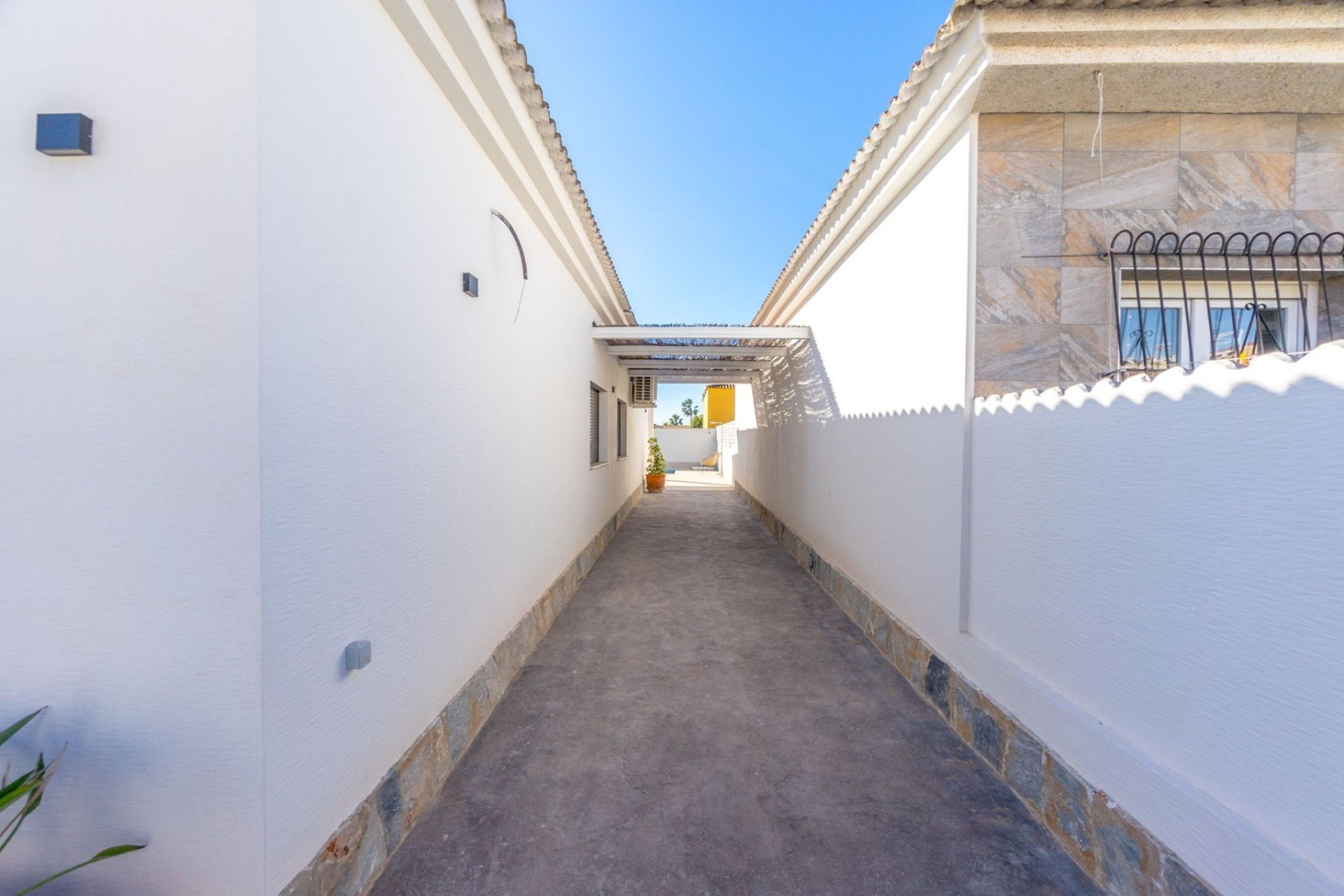 Resale - Villa - Torrevieja - San Luis