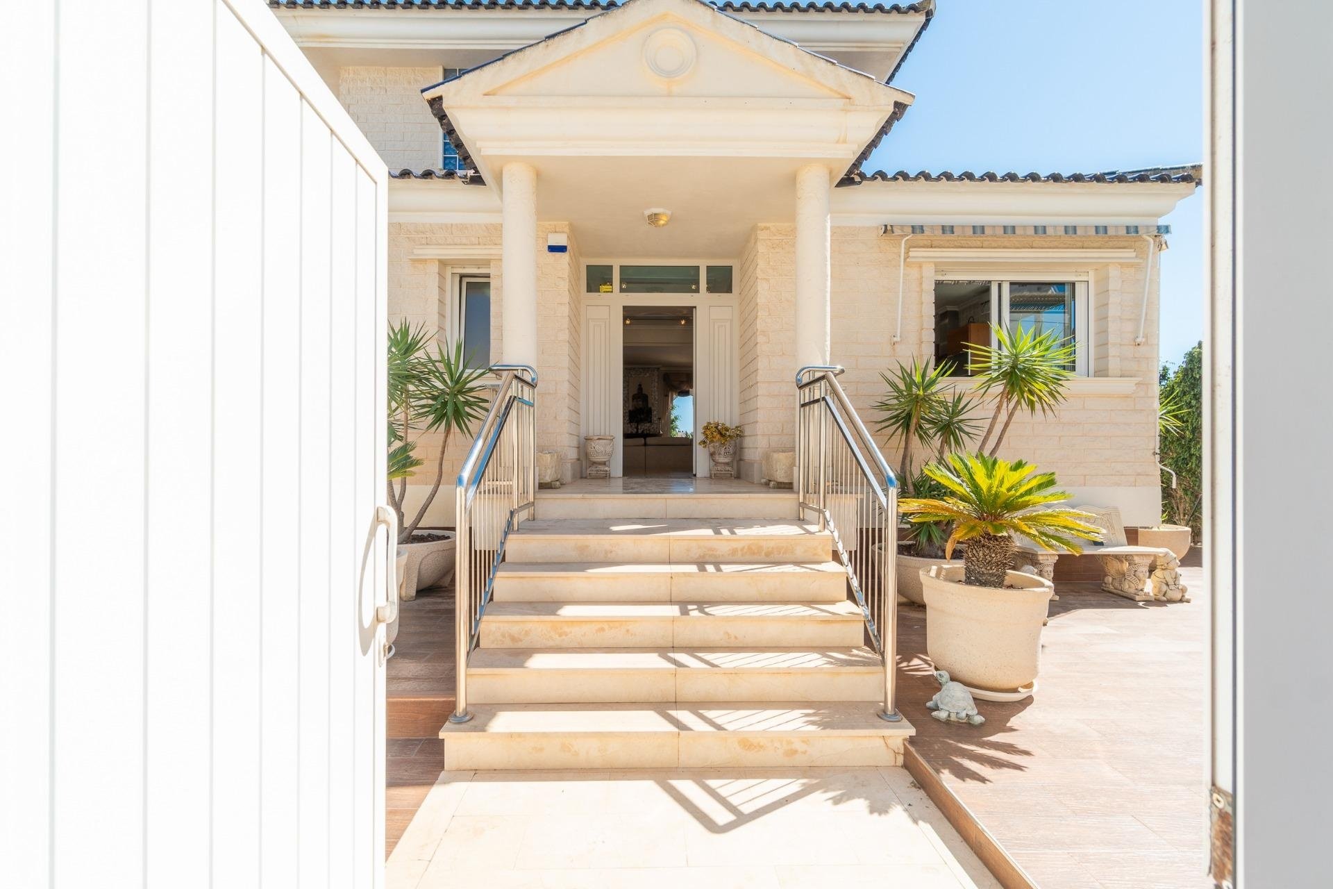 Resale - Villa - Torrevieja - Torre la mata
