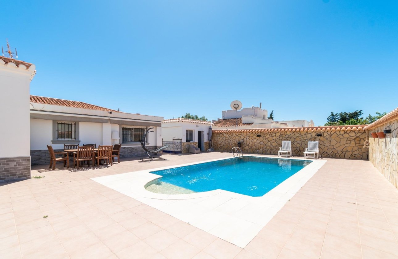 Resale - Villa - Torrevieja - Torreta florida