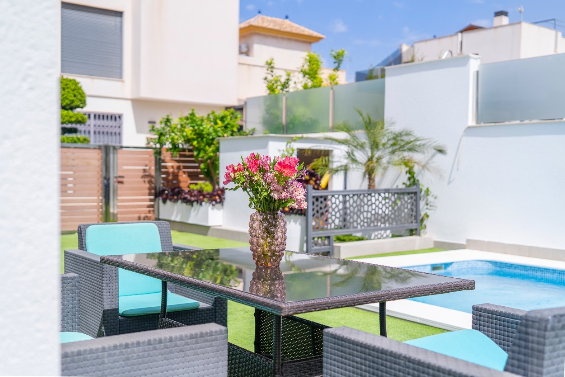 Resale - Villa - Torrevieja