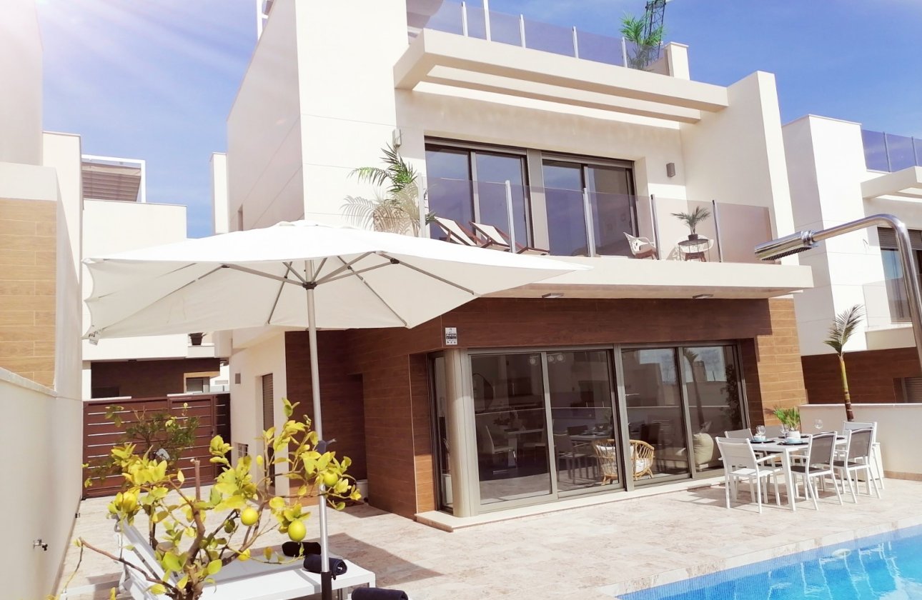 Resale - Villa - Villamartín