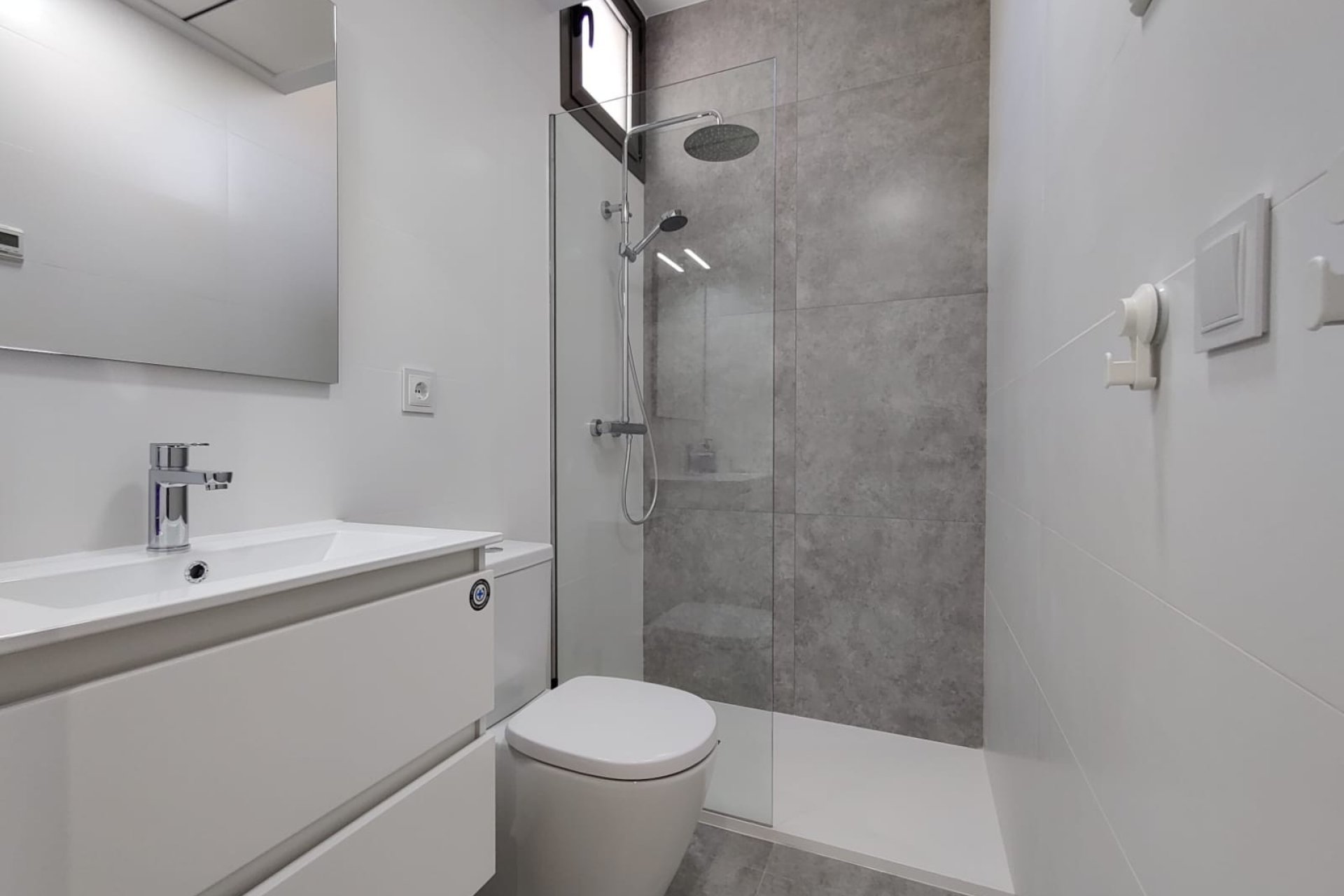 Resale - Villa - Villamartín