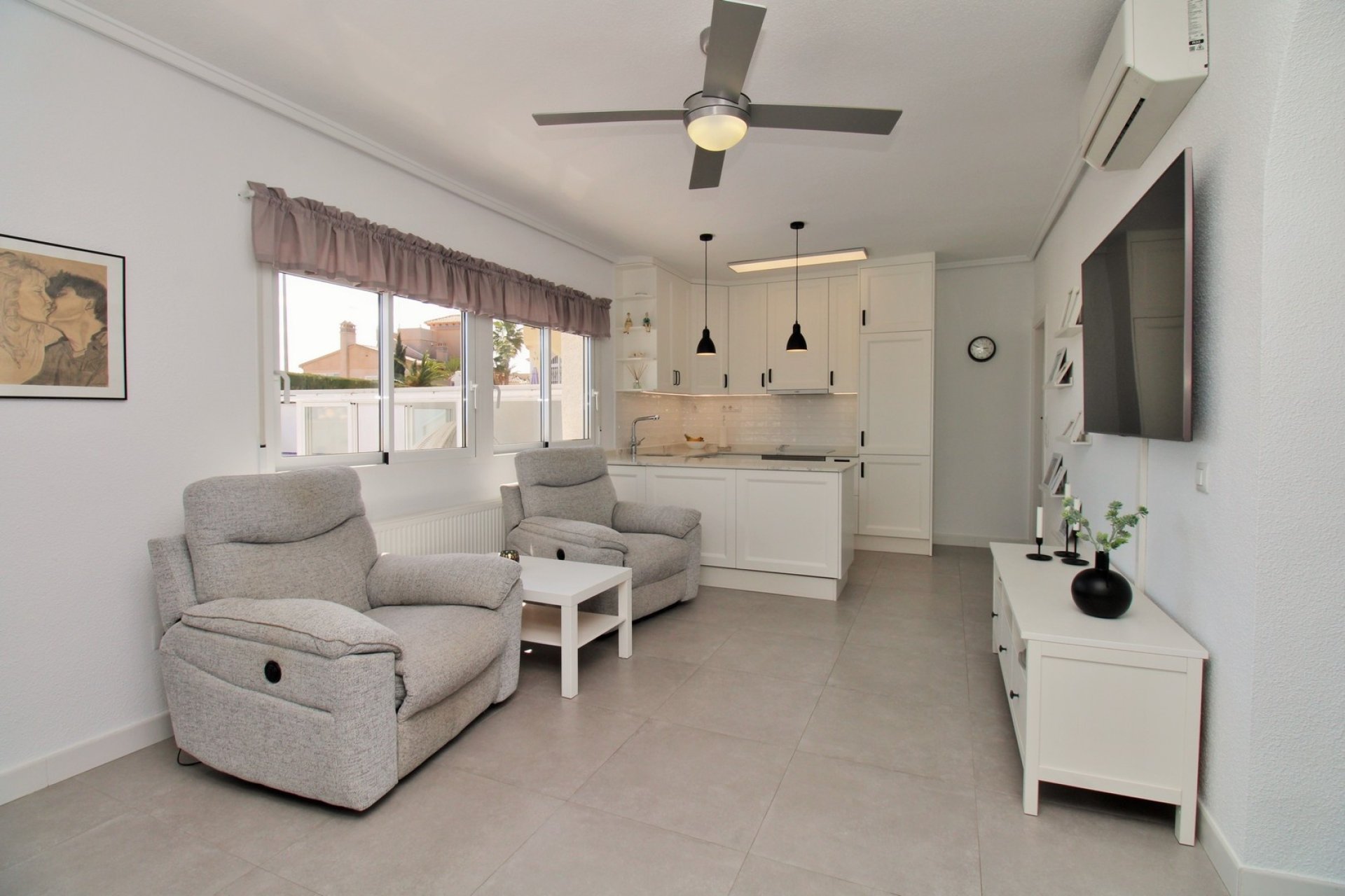 Resale - Villa - Villamartín