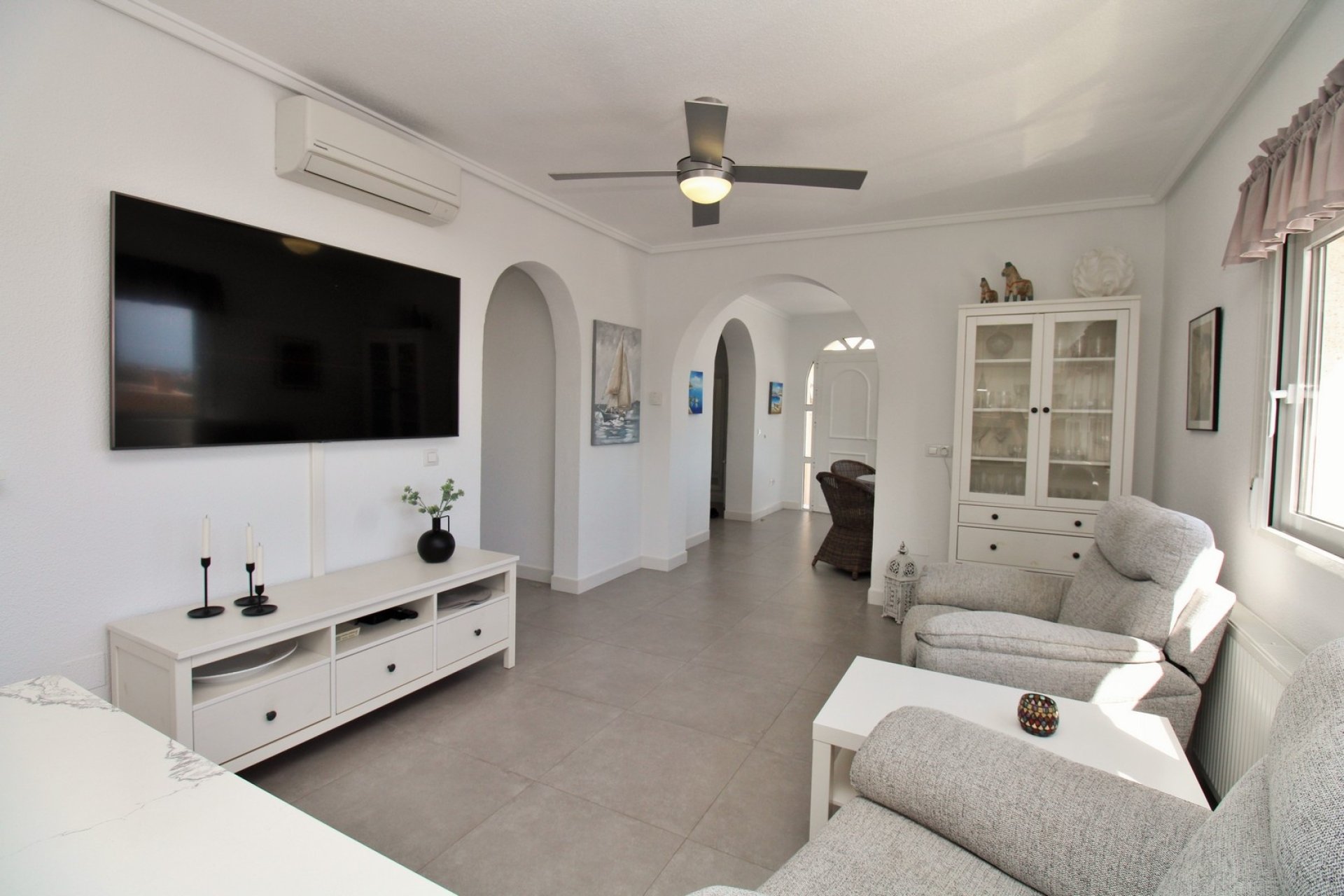 Resale - Villa - Villamartín