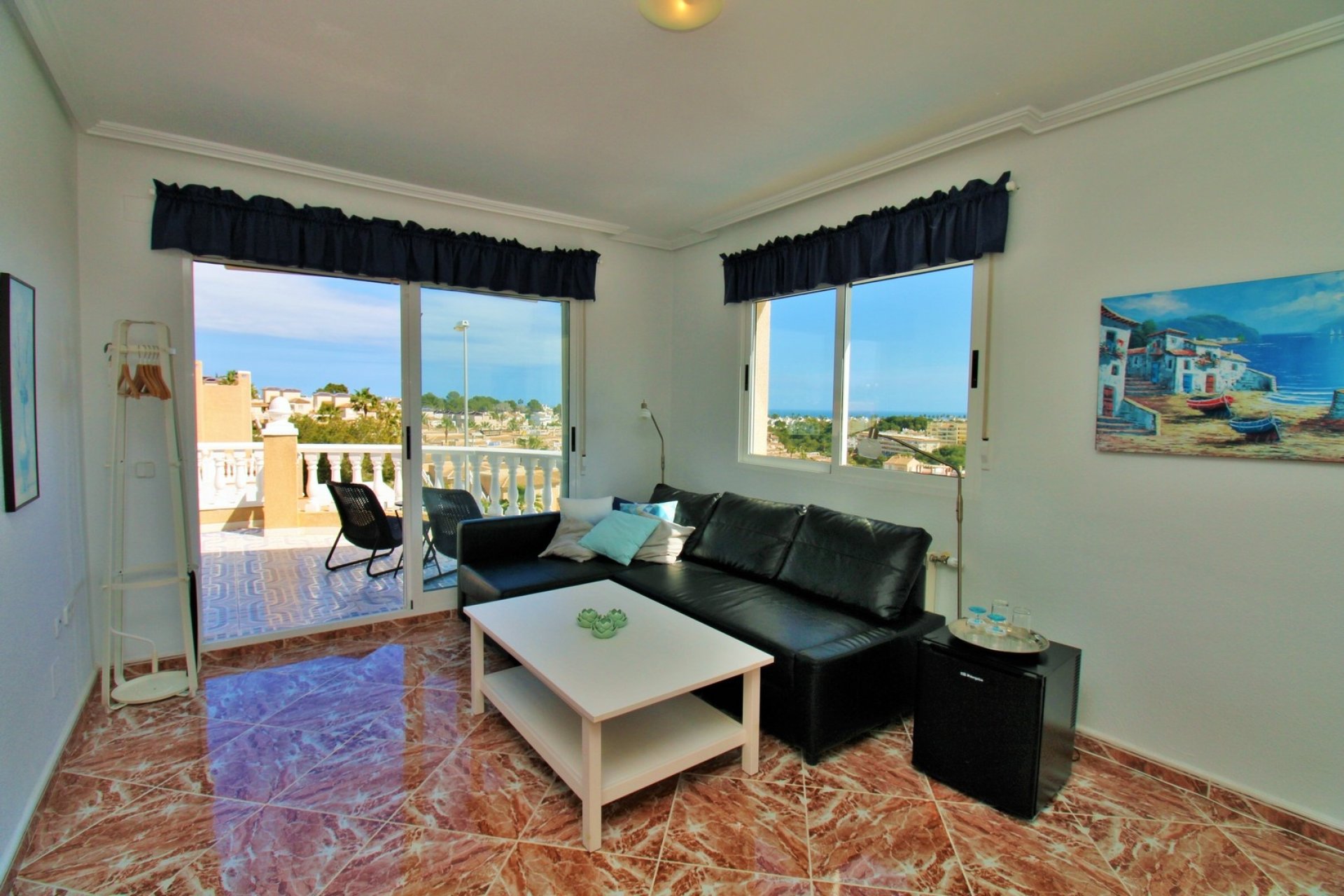 Resale - Villa - Villamartín