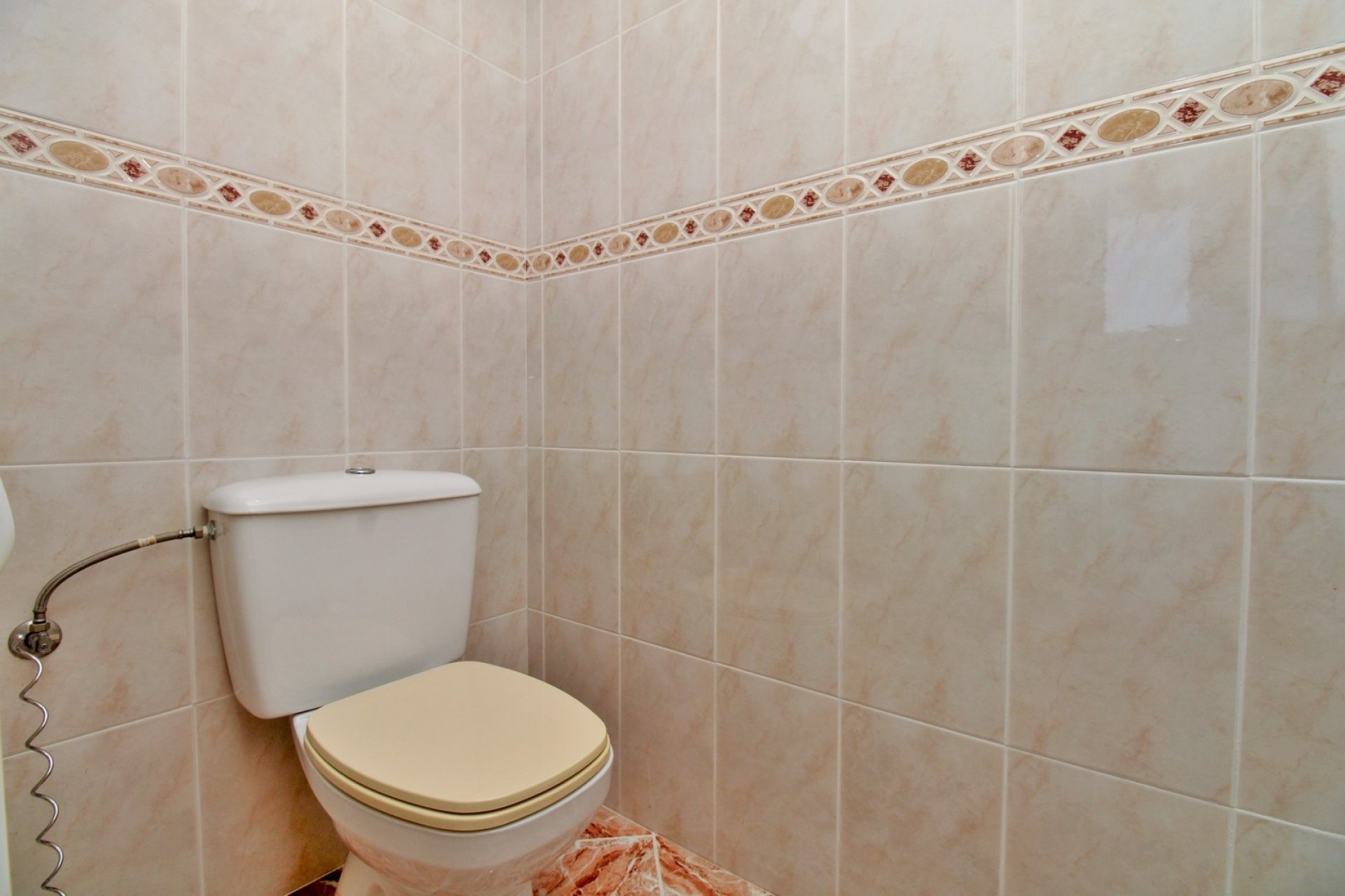 Resale - Villa - Villamartín