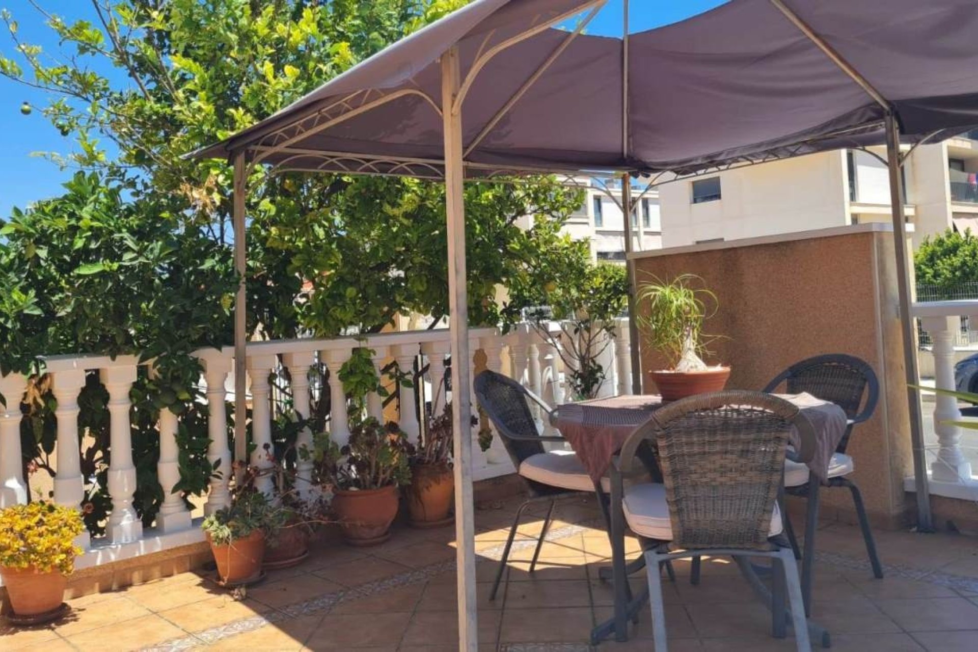 Resale - Villa - Villamartín