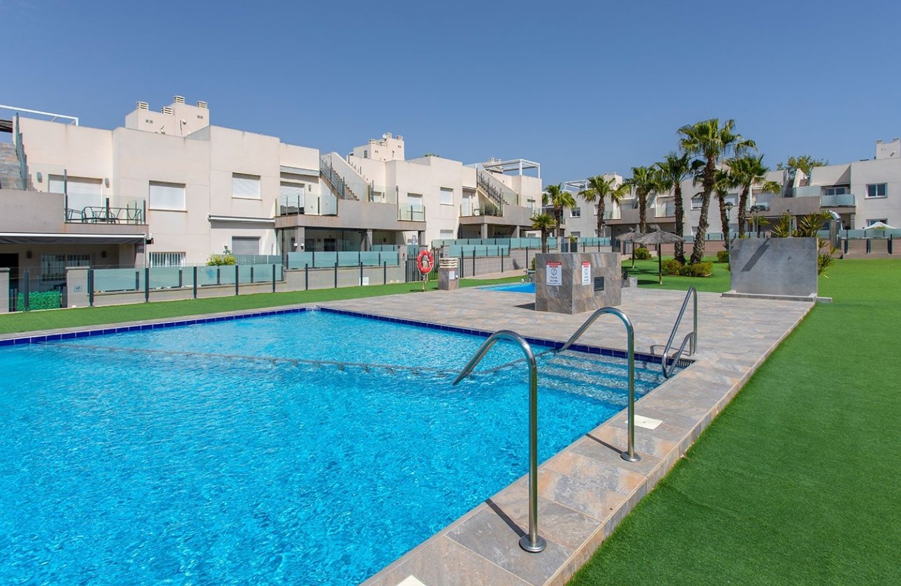 Reventa - Adosado - Torrevieja - Aguas Nuevas