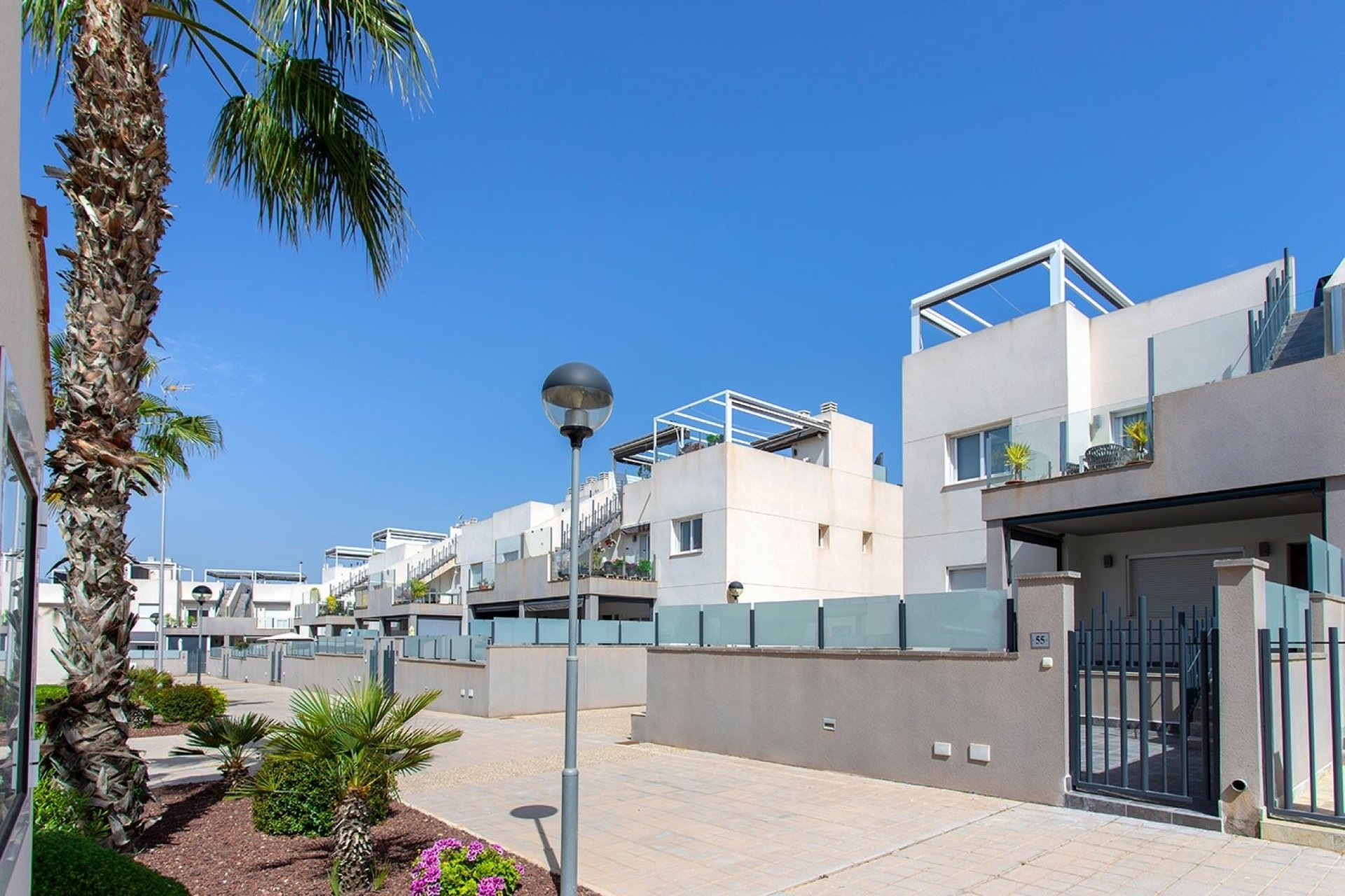 Reventa - Adosado - Torrevieja - Aguas Nuevas