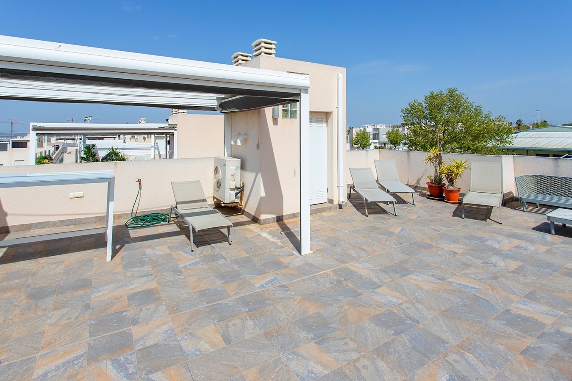 Reventa - Adosado - Torrevieja - Aguas Nuevas