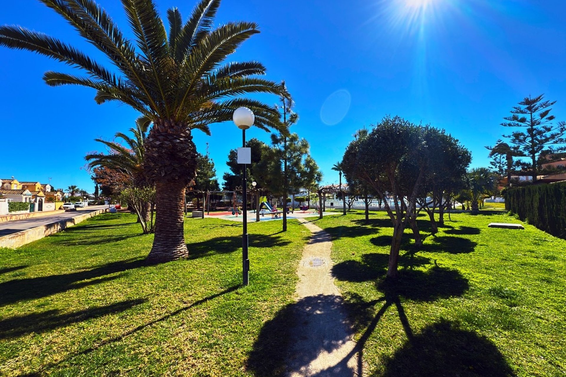 Reventa - Adosado - Torrevieja - Urb. Torrealmendros