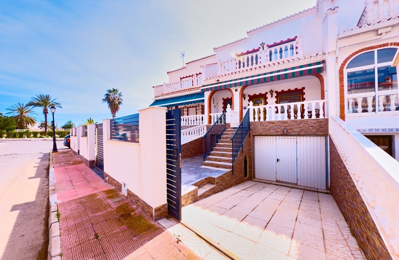 Reventa - Adosado - Torrevieja - Urb. Torrealmendros