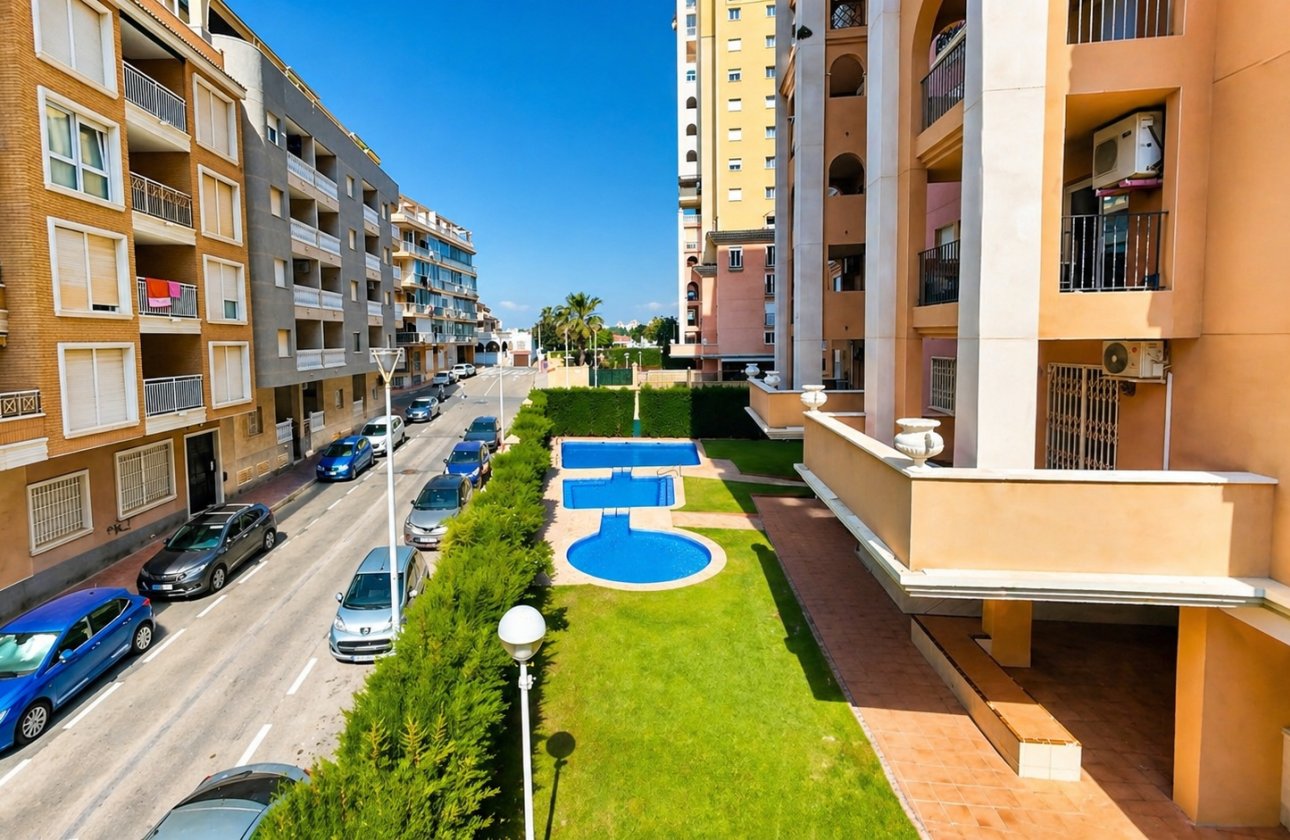 Reventa - Apartament / Duplex - Torrevieja - Playa Los Locos