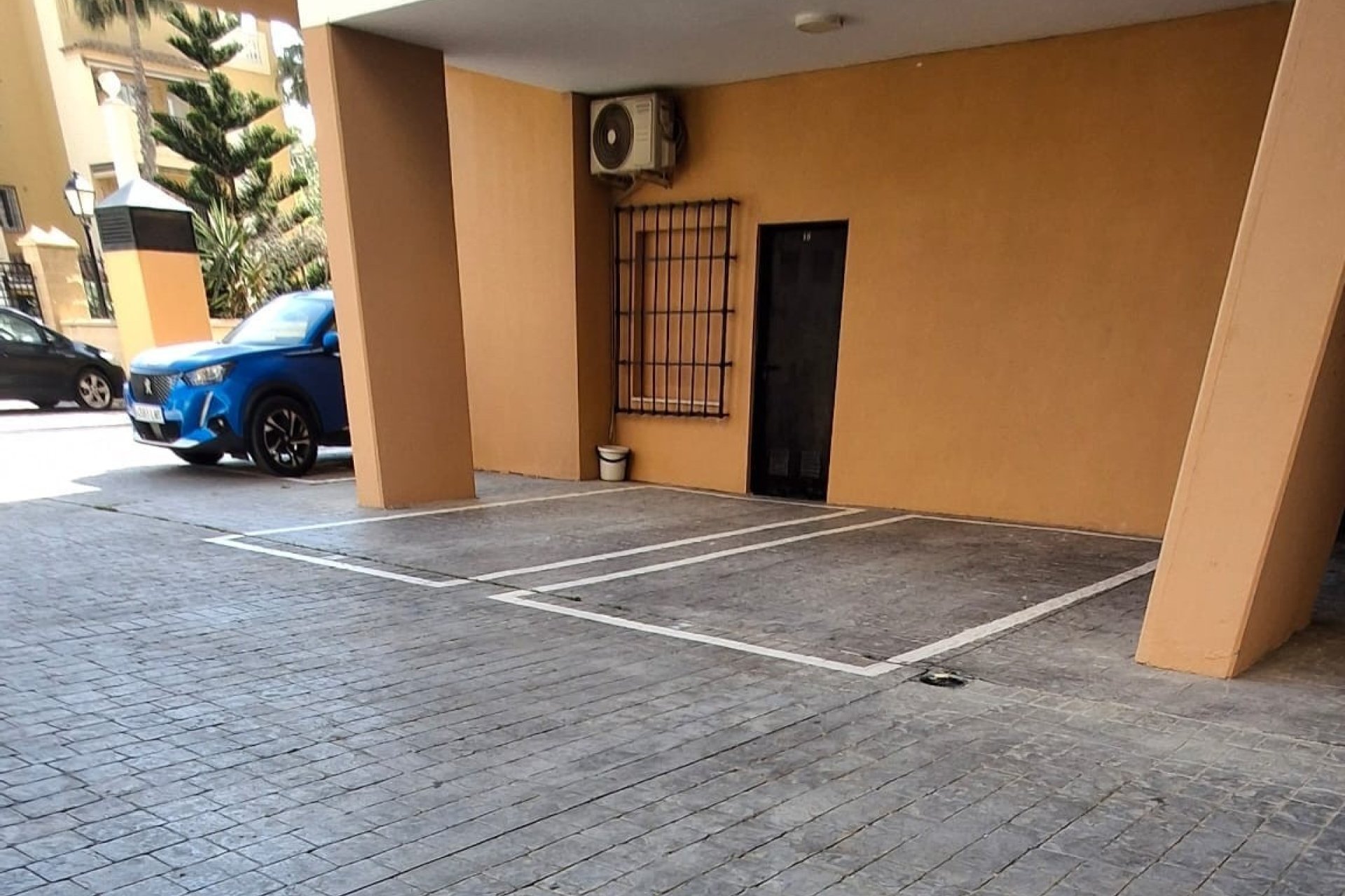 Reventa - Apartament / Duplex - Torrevieja - Playa Los Locos