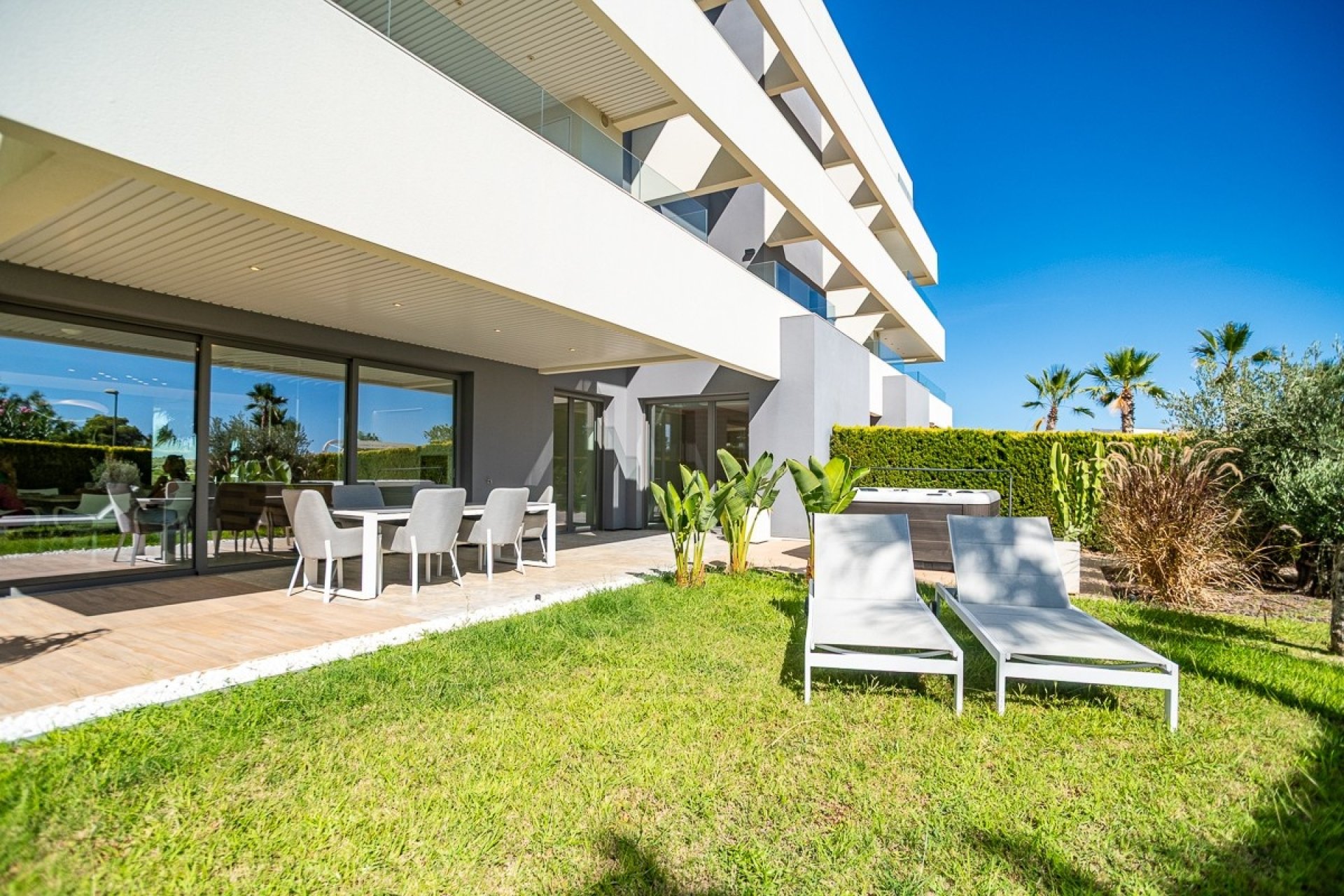 Reventa - Apartamento / piso - Las Colinas Golf - LAS COLINAS GOLF RESORT