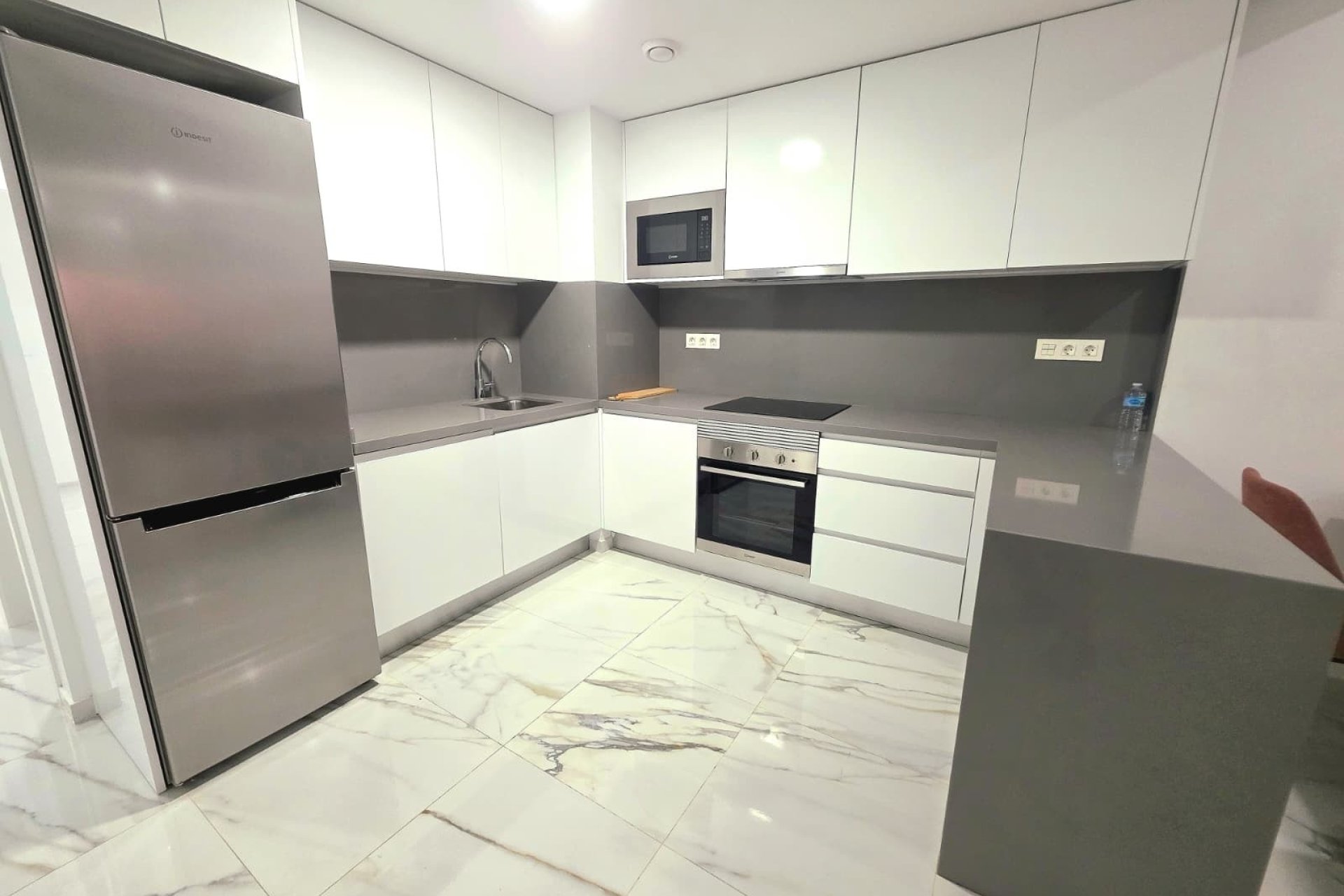 Reventa - Apartamento / piso - Torrevieja - Center