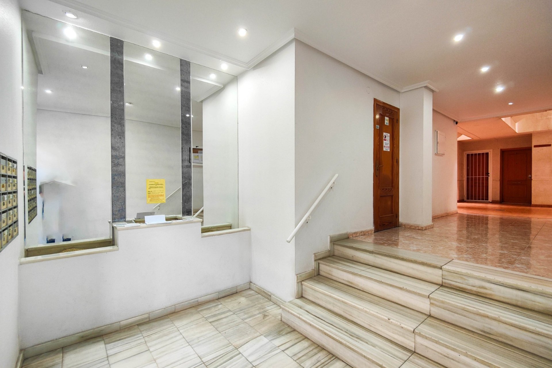 Reventa - Apartamento / piso - Torrevieja - Center