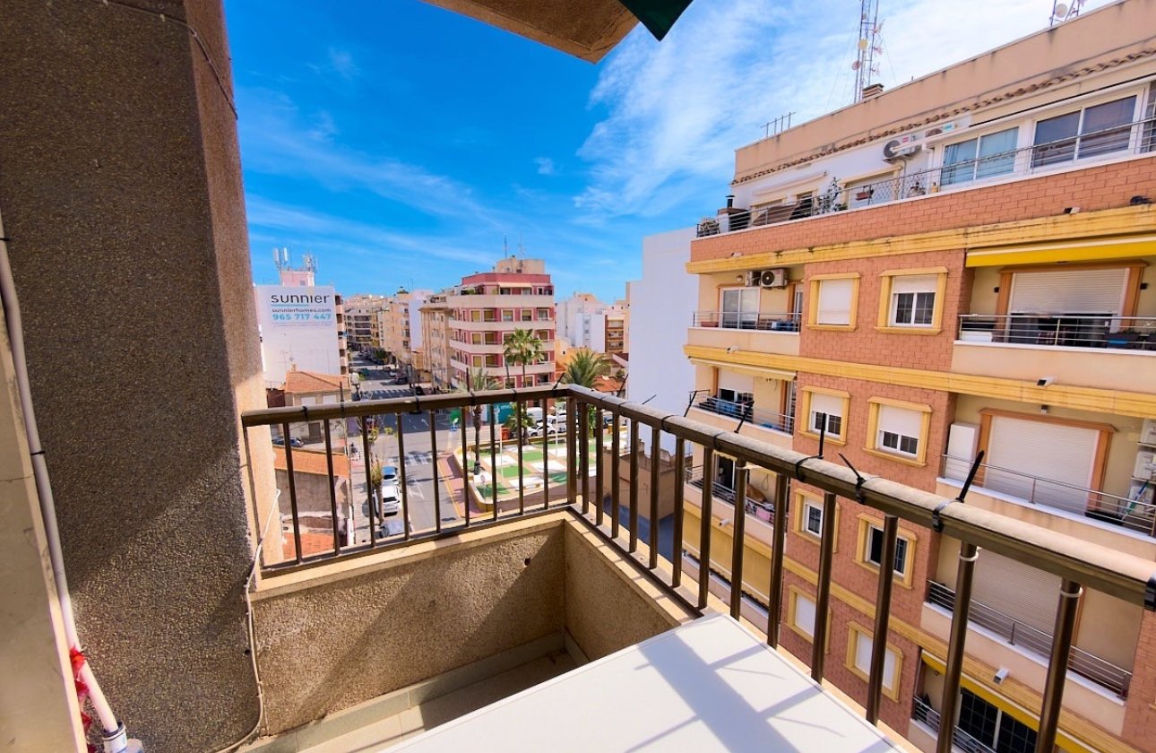 Reventa - Apartamento / piso - Torrevieja - Centro