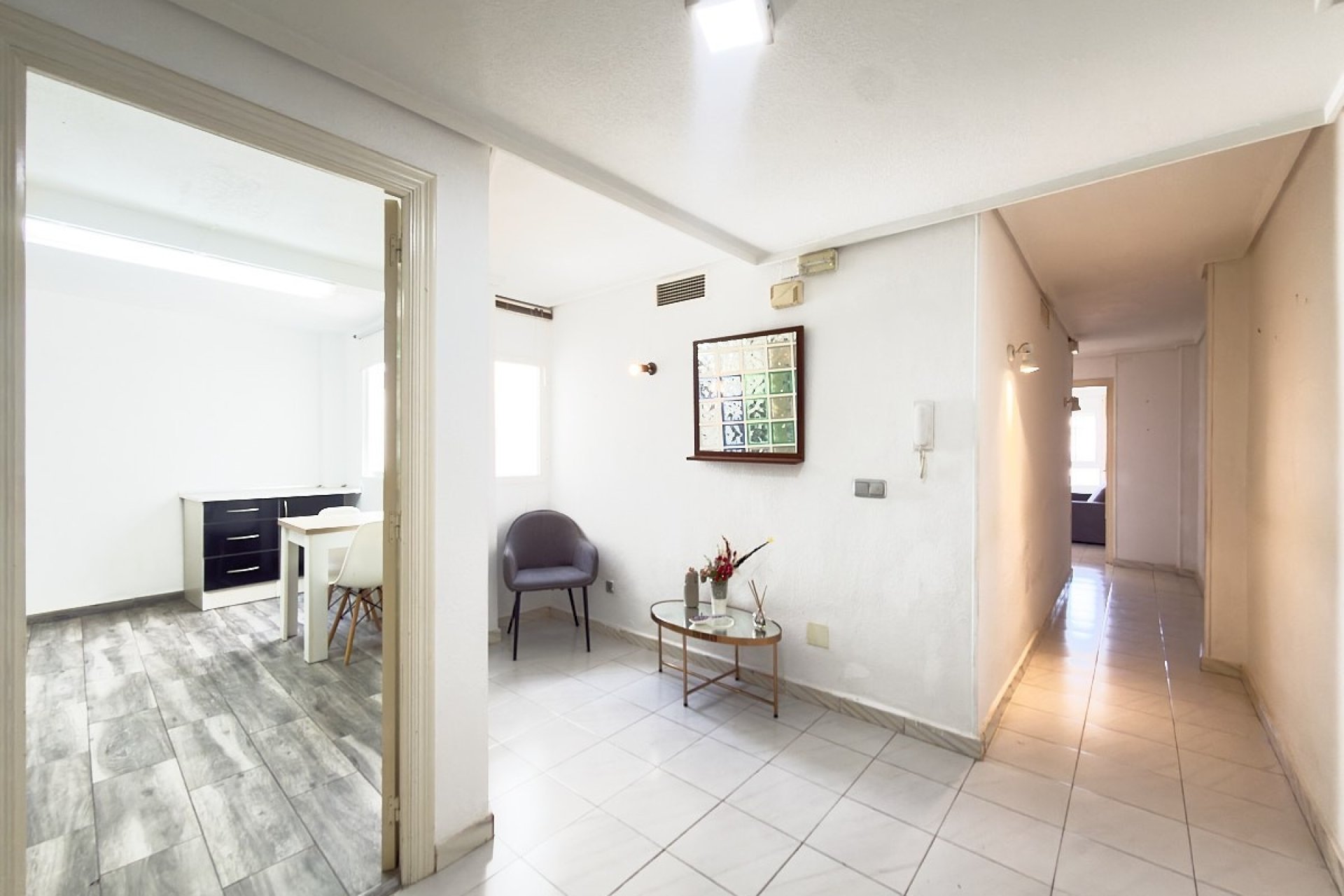 Reventa - Apartamento / piso - Torrevieja - Centro