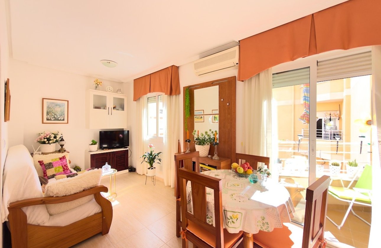 Reventa - Apartamento / piso - Torrevieja - Centro