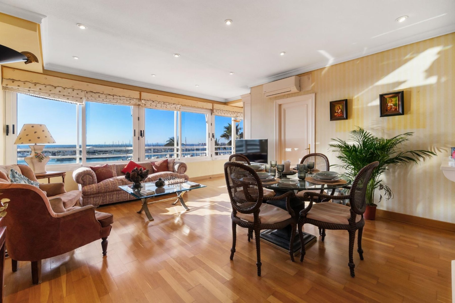 Reventa - Apartamento / piso - Torrevieja - CLUB NAUTICO TORREVIEJA